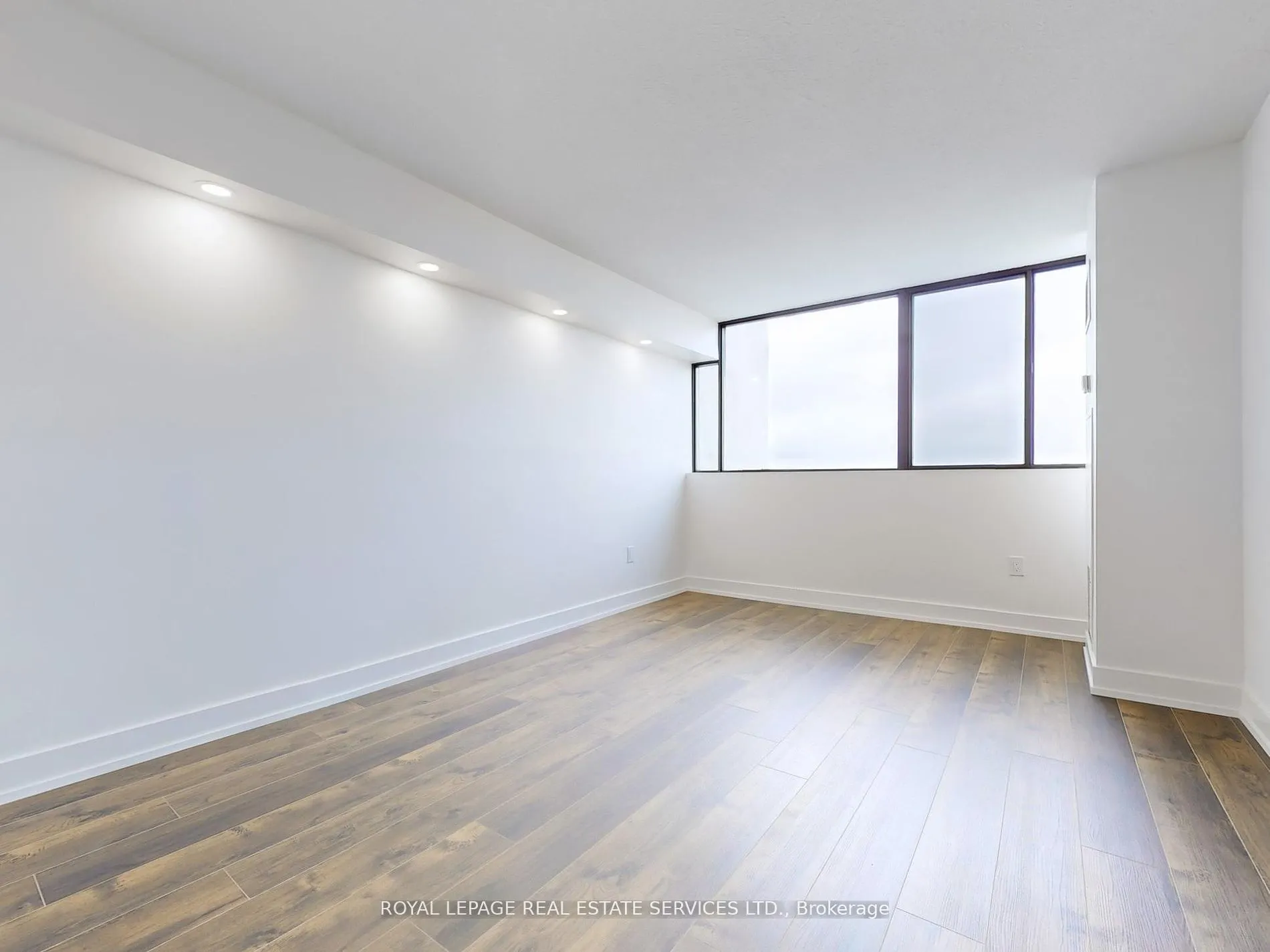 80 Antibes Drive, #2602