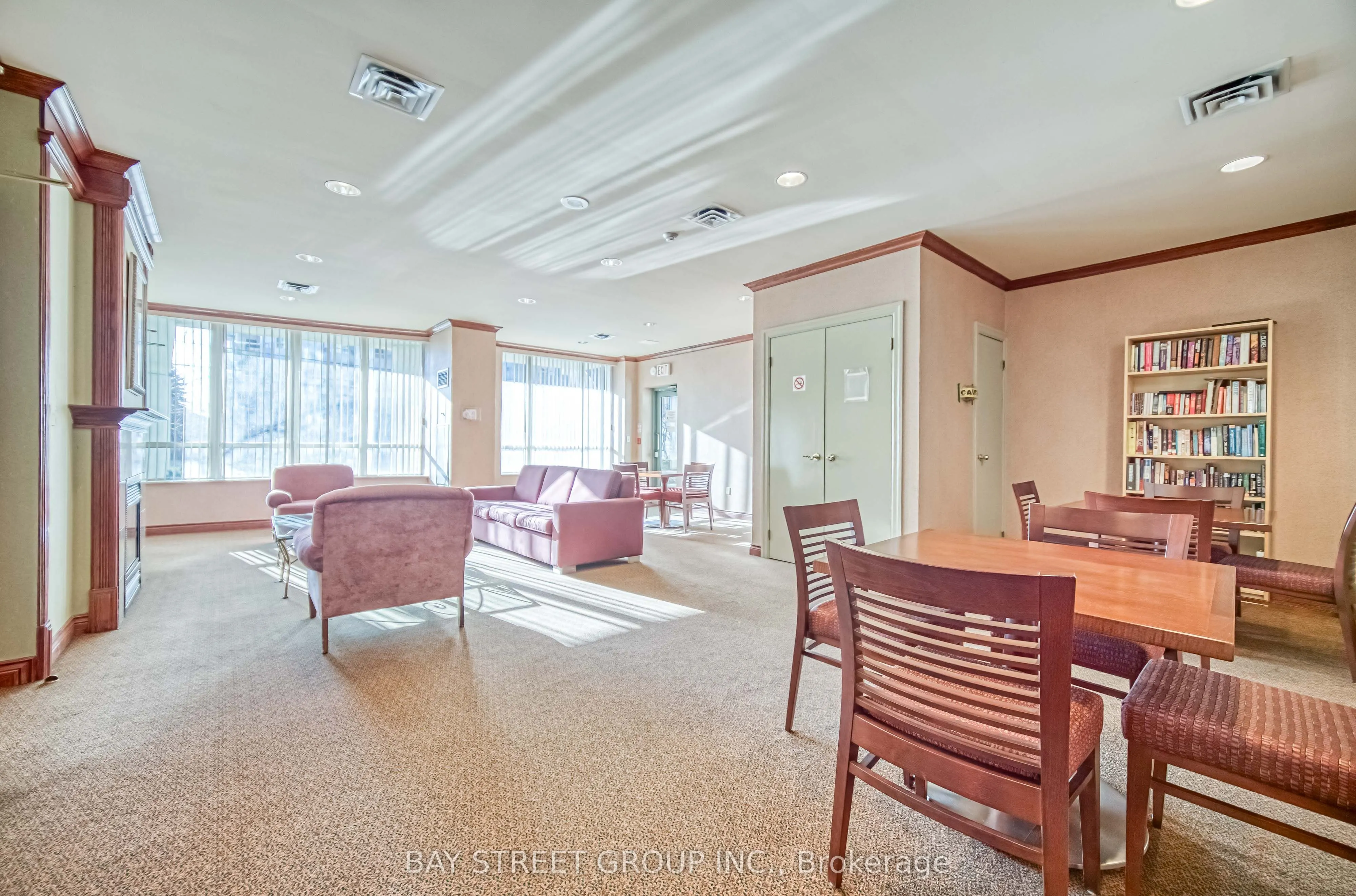 39 Pemberton Avenue, #601