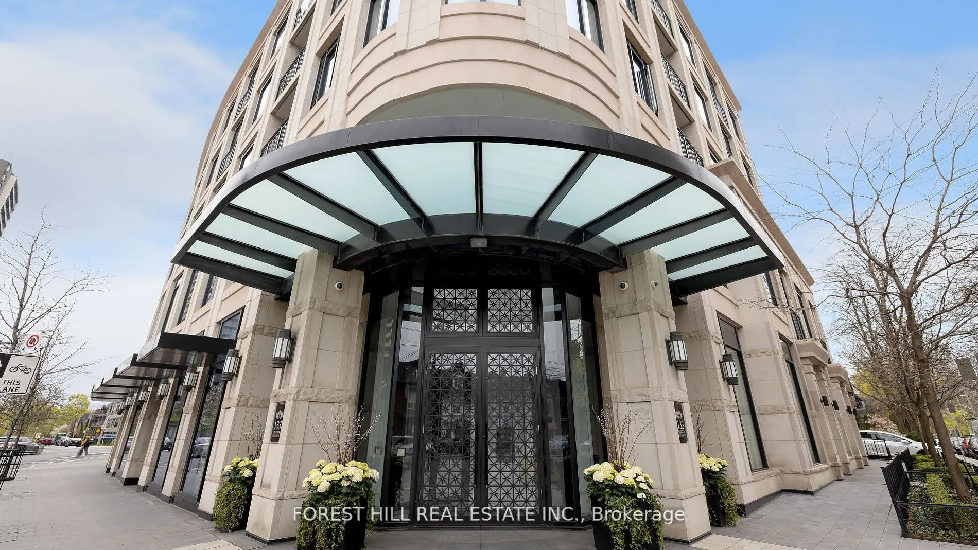 133 Hazelton Avenue, #202