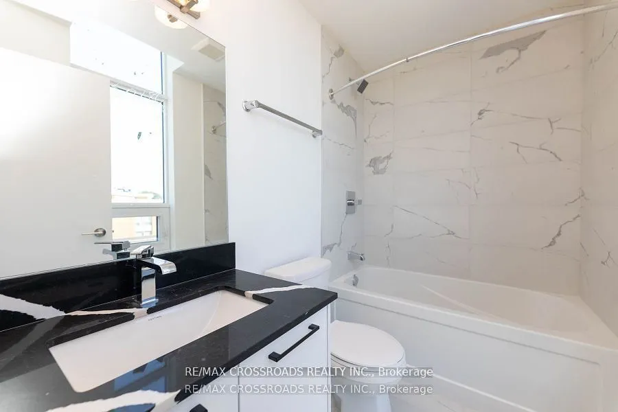 871 Sheppard Avenue W, #TH11