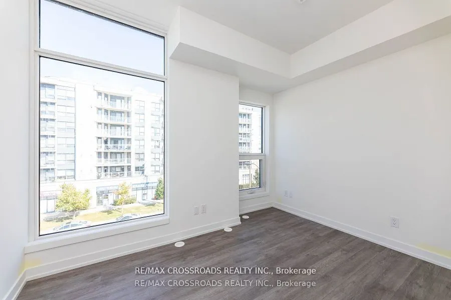 871 Sheppard Avenue W, #TH11