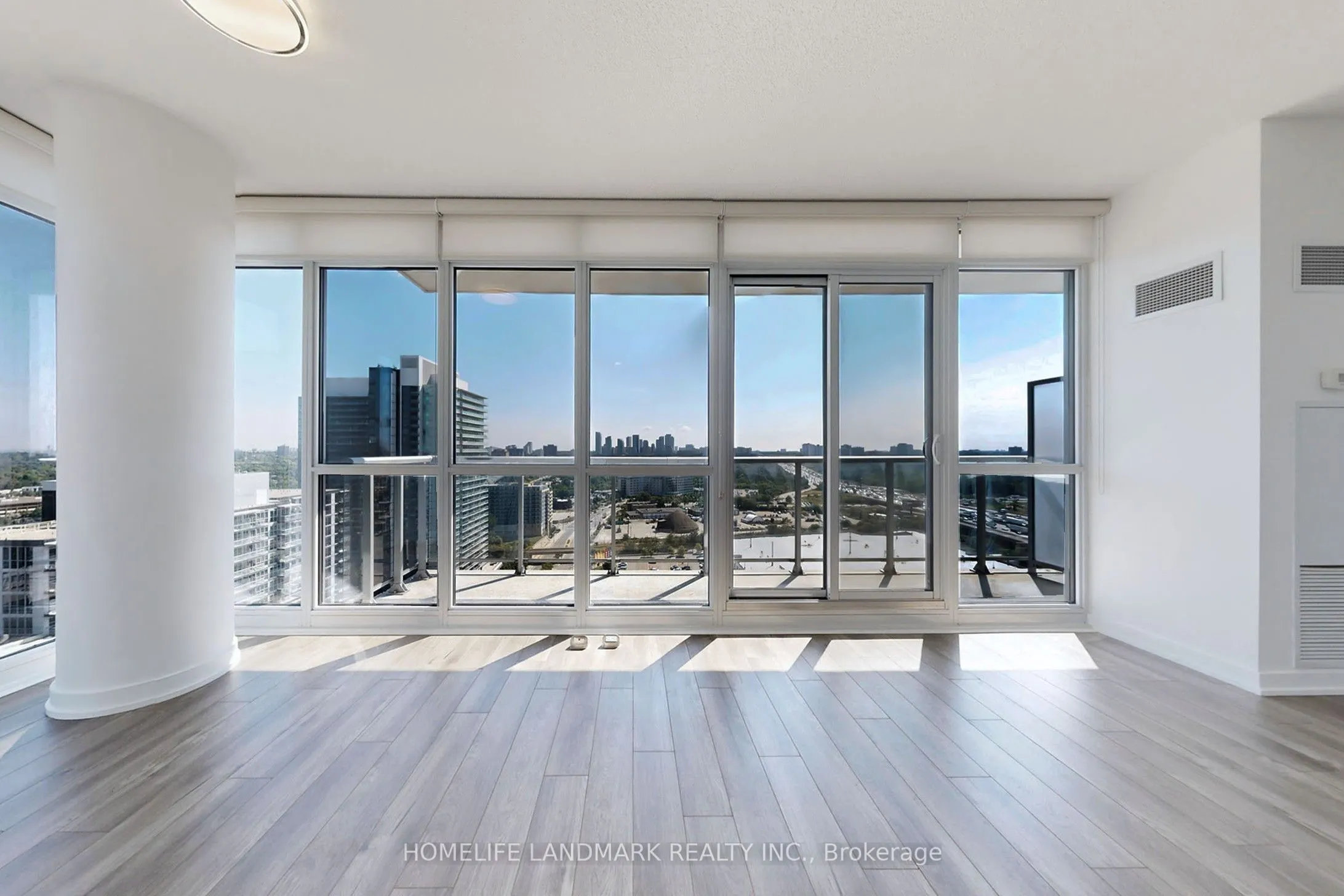 121 Mcmahon Drive, #2301