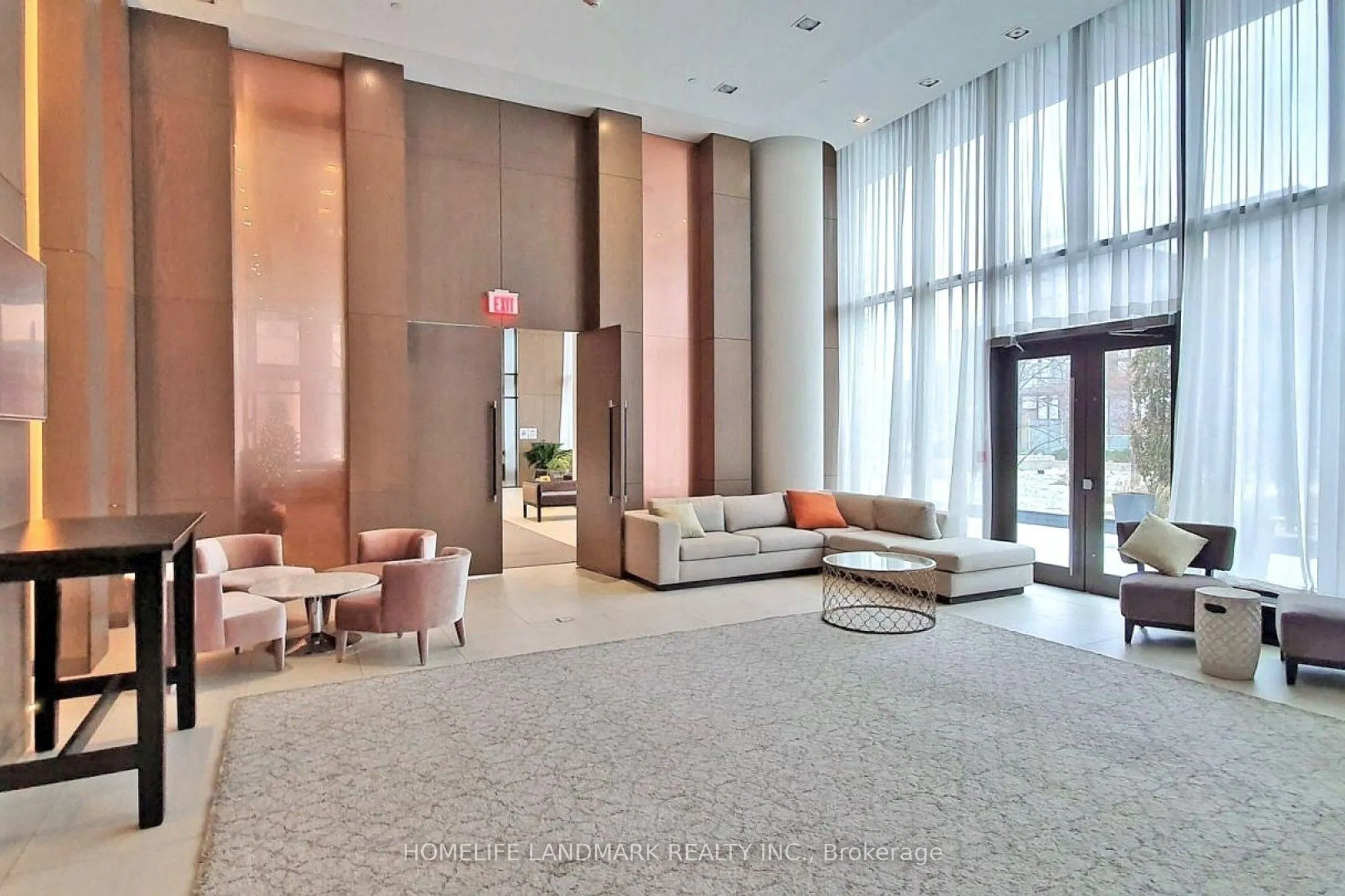 121 Mcmahon Drive, #2301