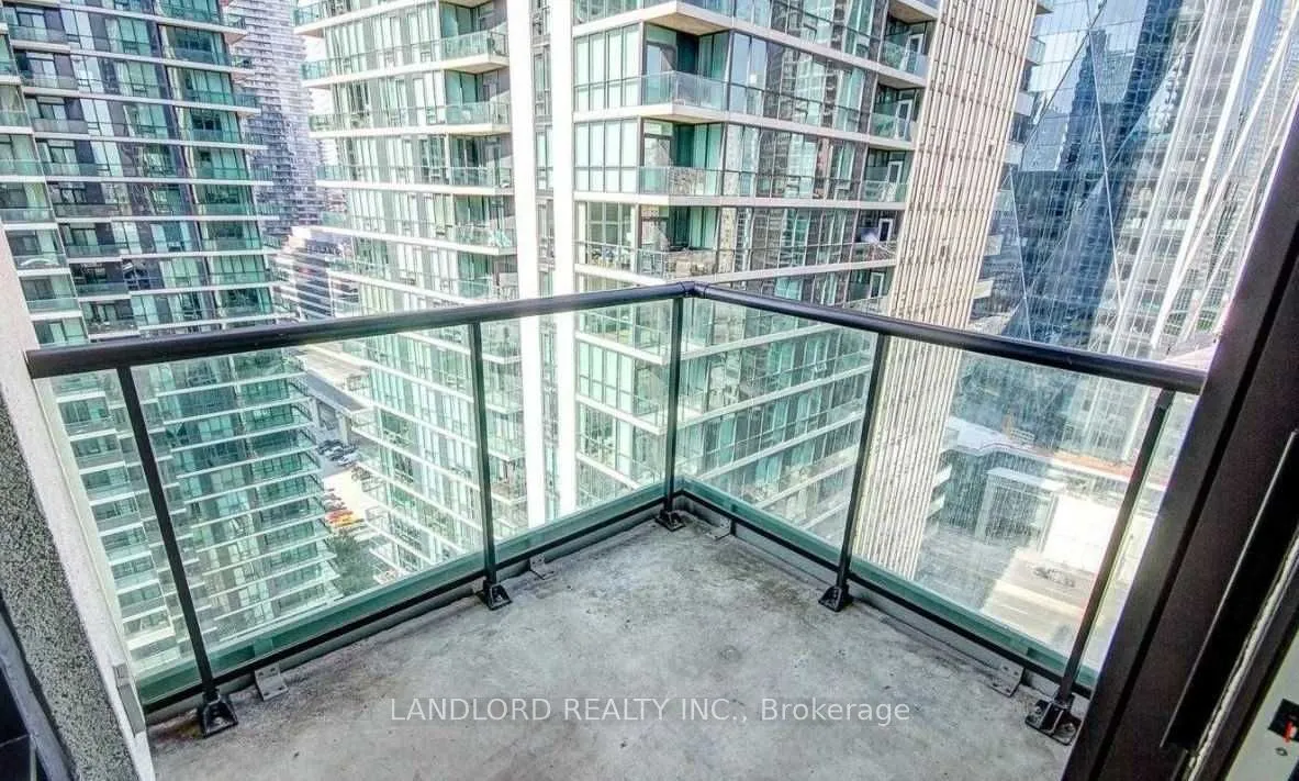 12 Yonge Street #2010
