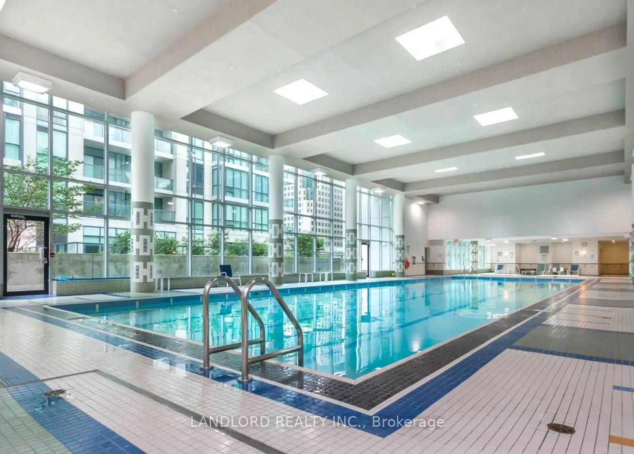 12 Yonge Street #2010