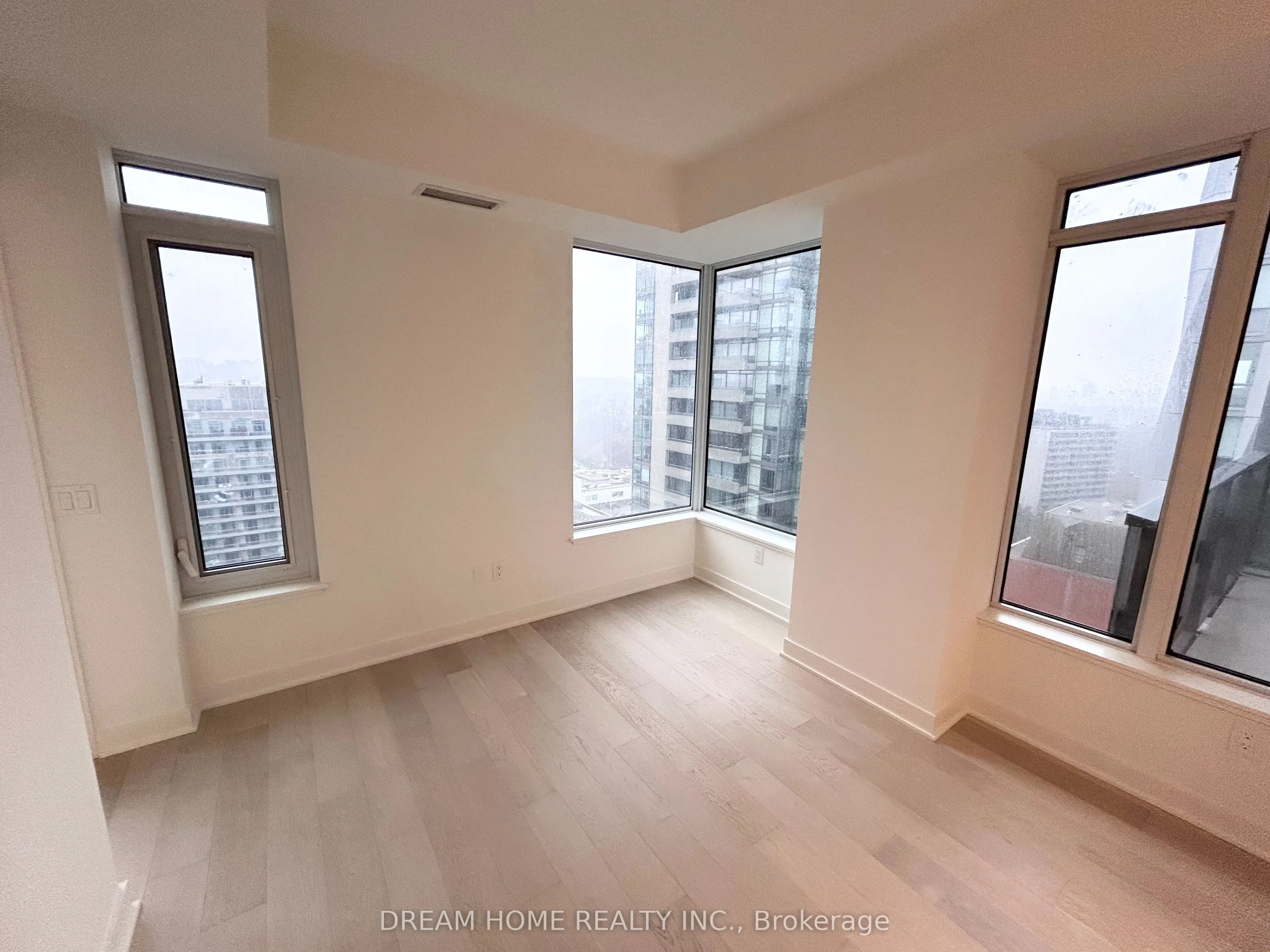 11 Yorkville Avenue, #1505