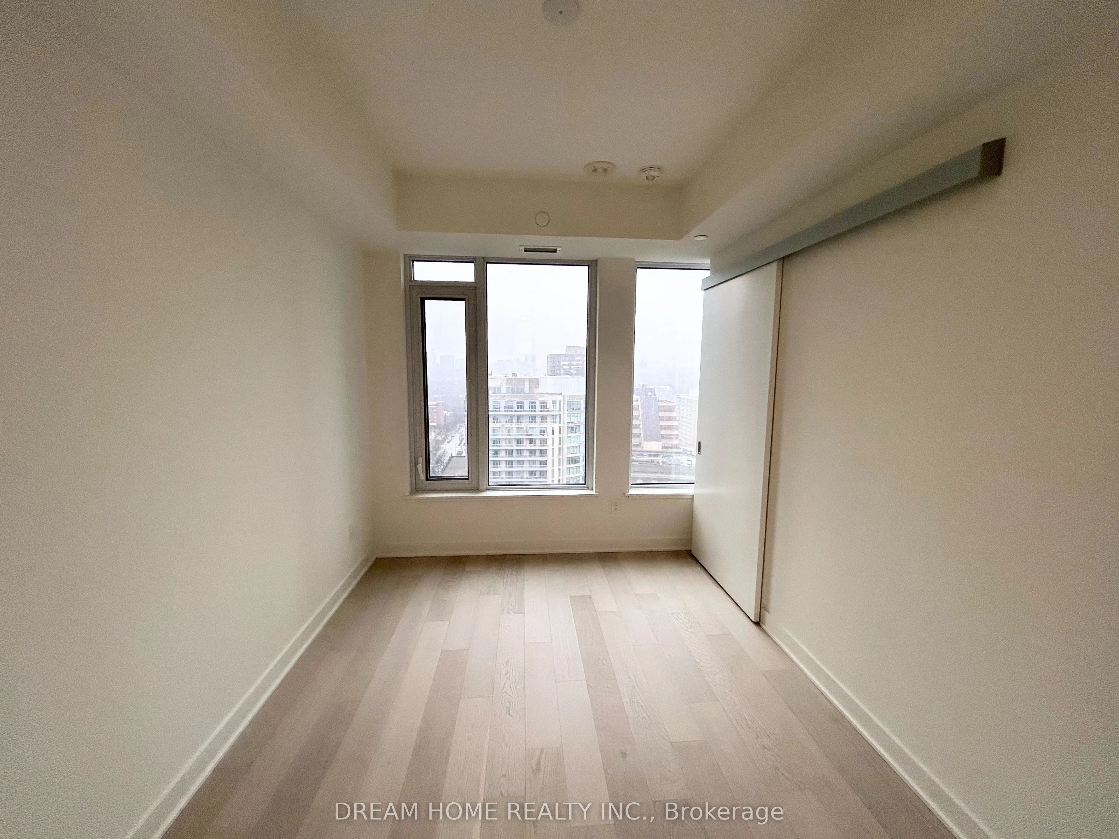 11 Yorkville Avenue, #1505