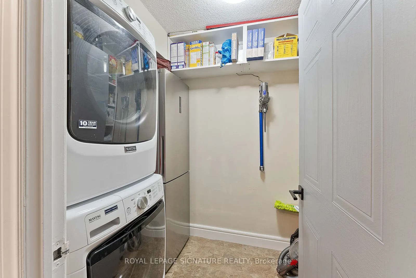 5 Kenneth Avenue, #1008
