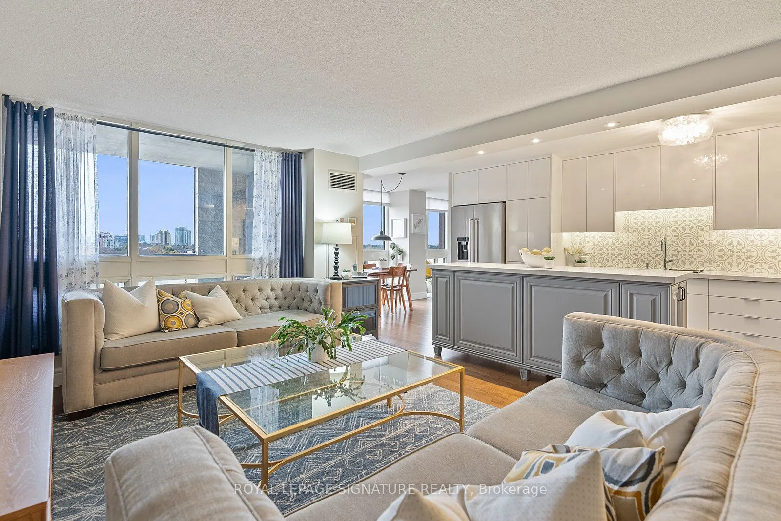 5 Kenneth Avenue, #1008