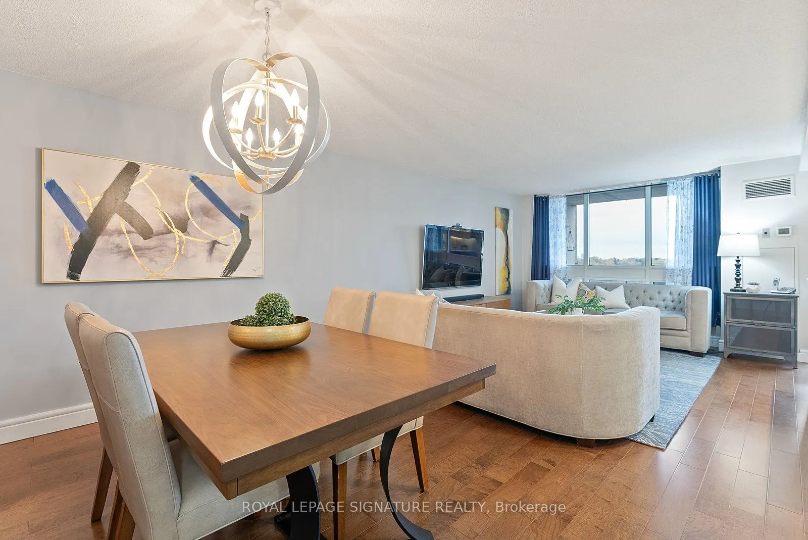 5 Kenneth Avenue, #1008