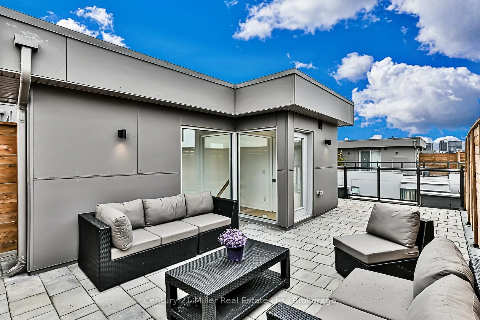 25 Dervock Crescent, #3