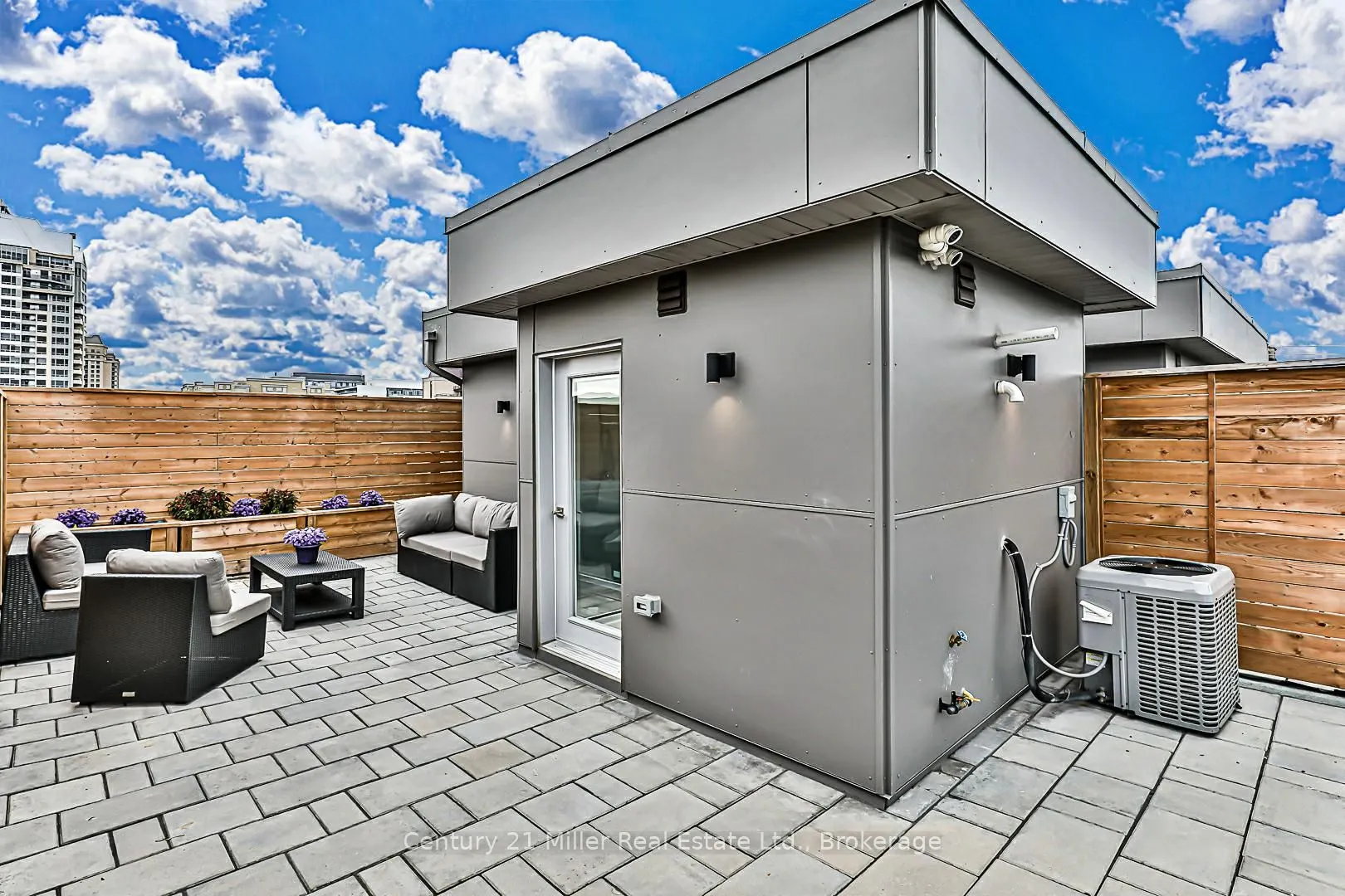 25 Dervock Crescent, #3