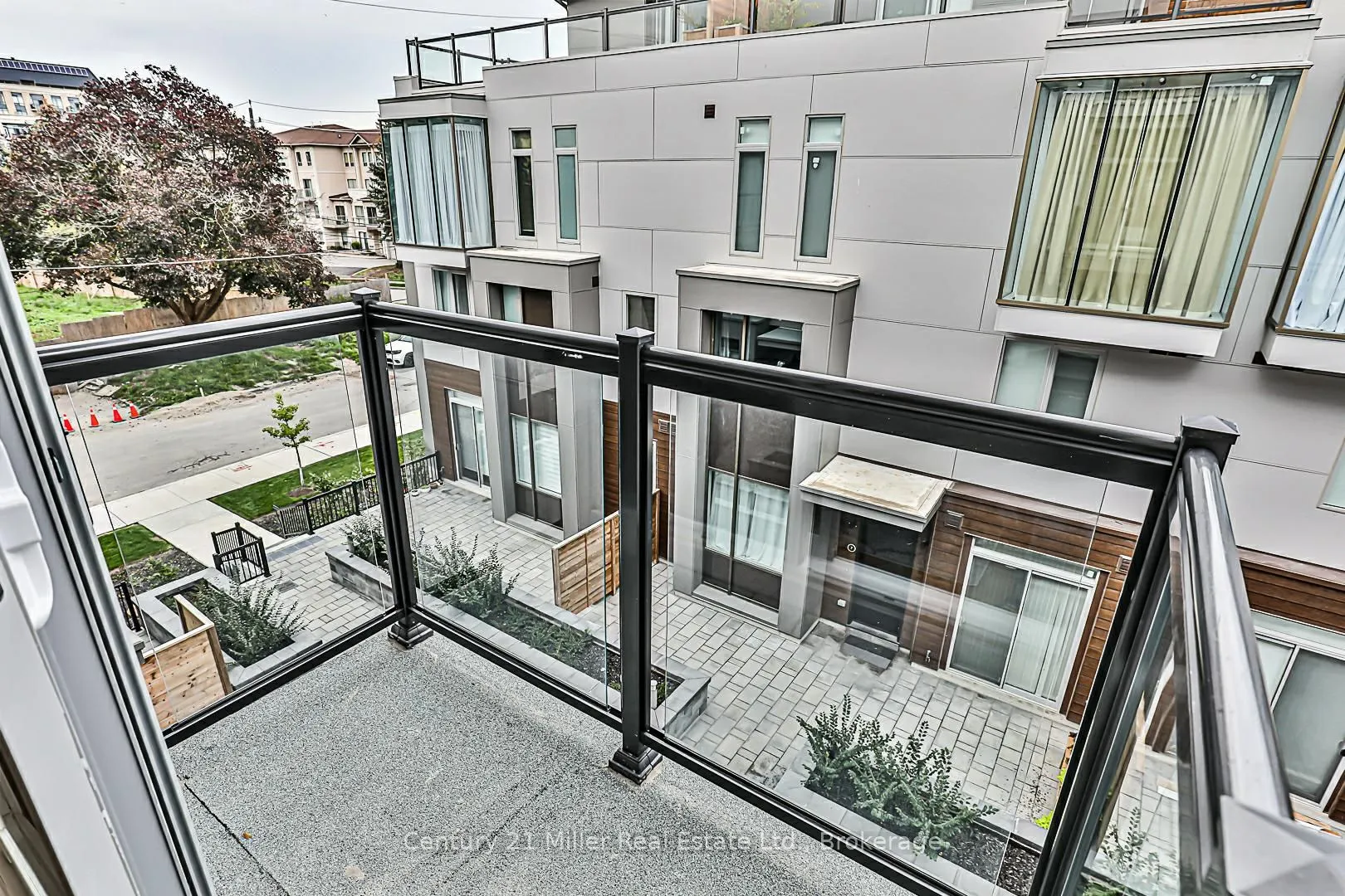 25 Dervock Crescent, #3