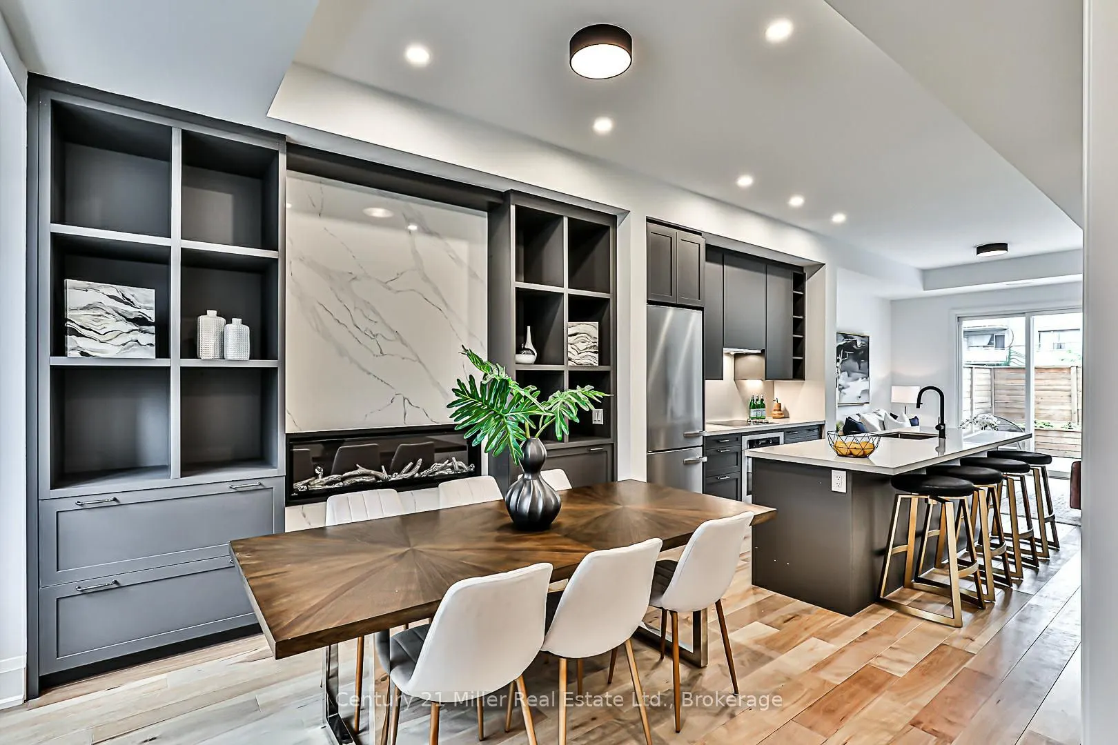 25 Dervock Crescent, #3