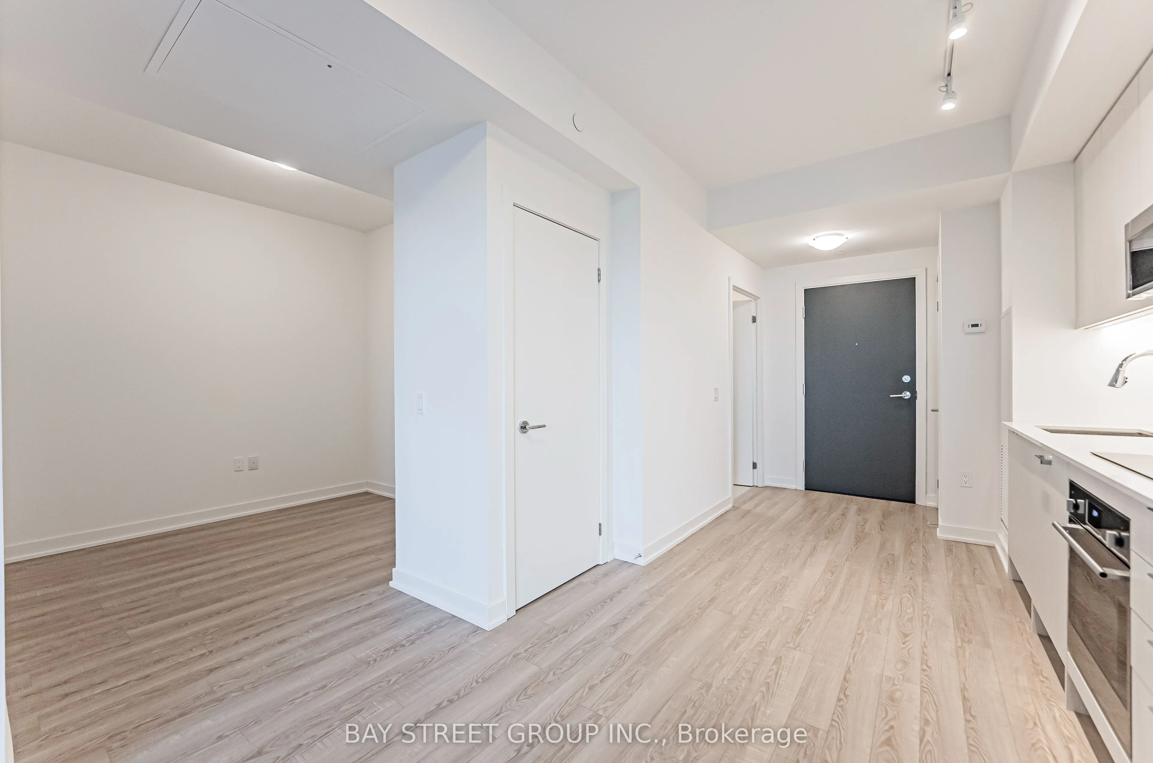 250 Lawrence Avenue W #526