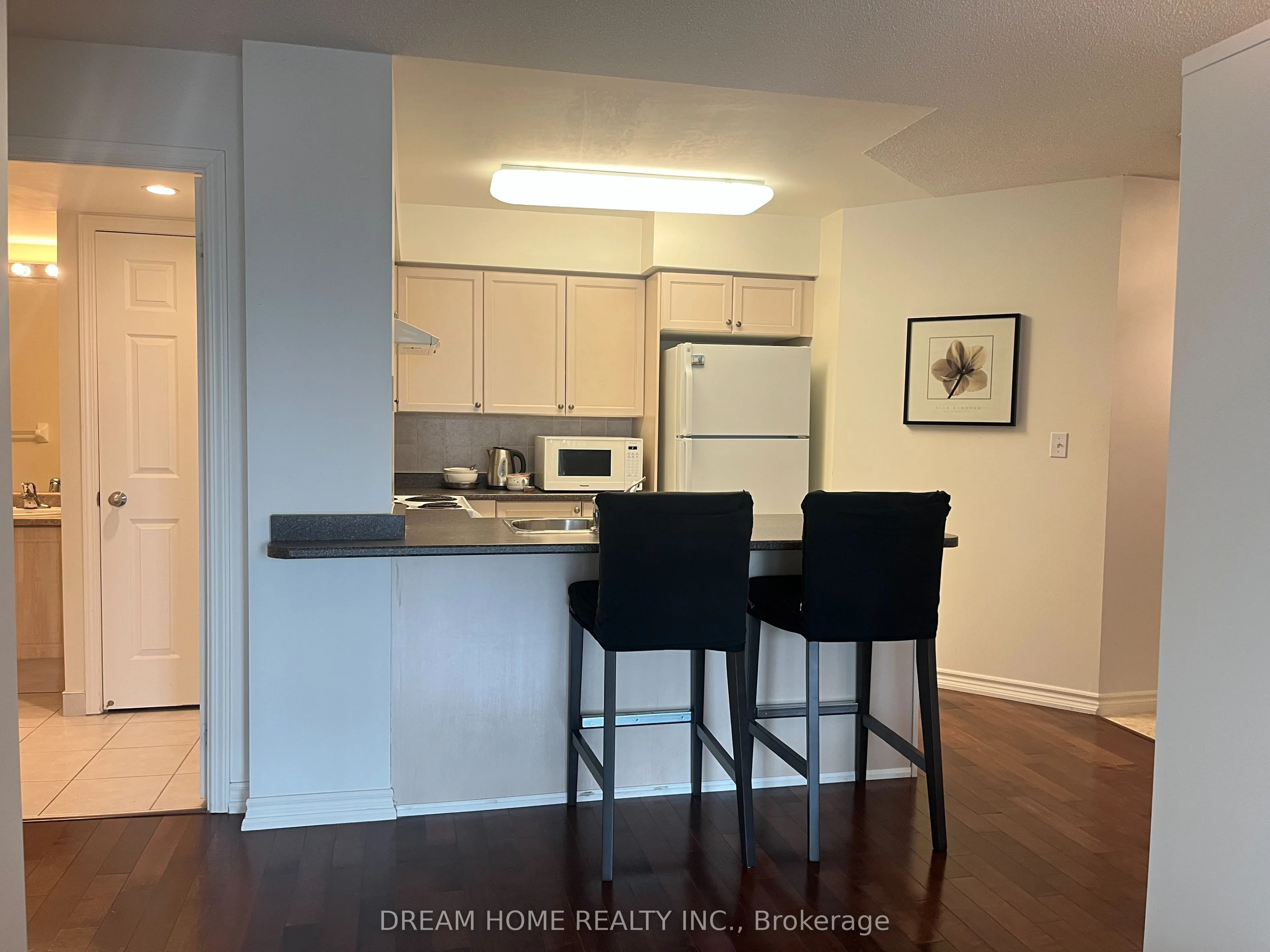 18 Spring Garden Avenue, #1711