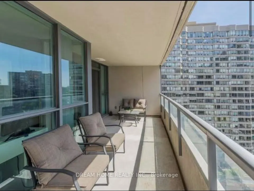 18 Spring Garden Avenue, #1711