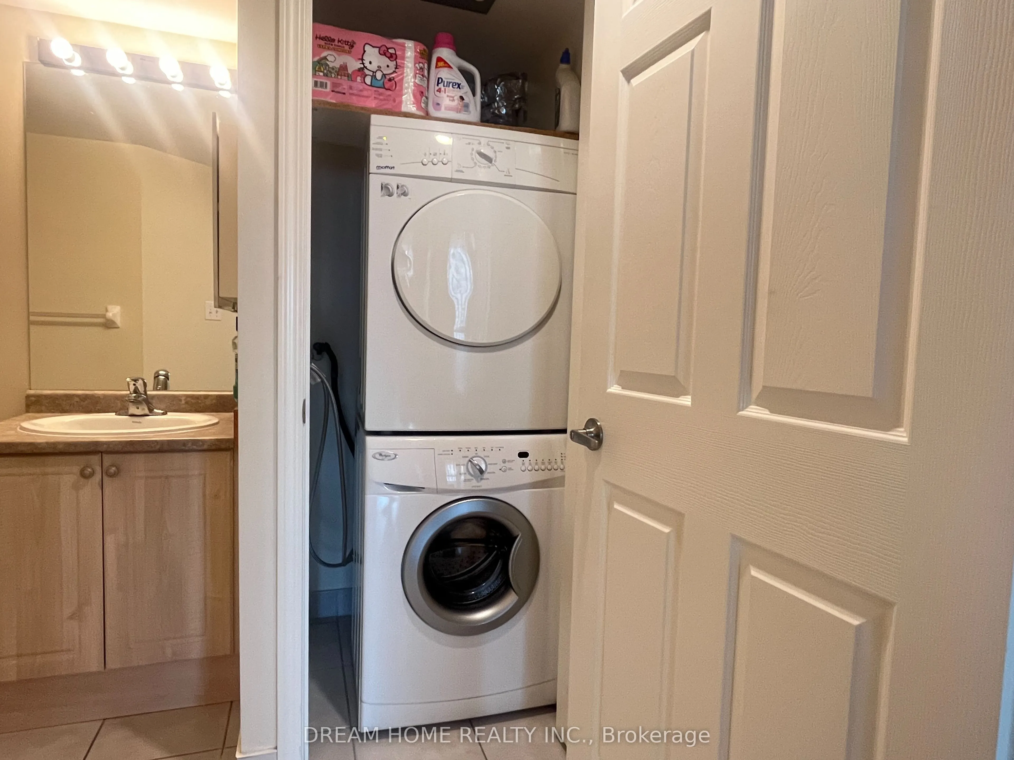 18 Spring Garden Avenue, #1711