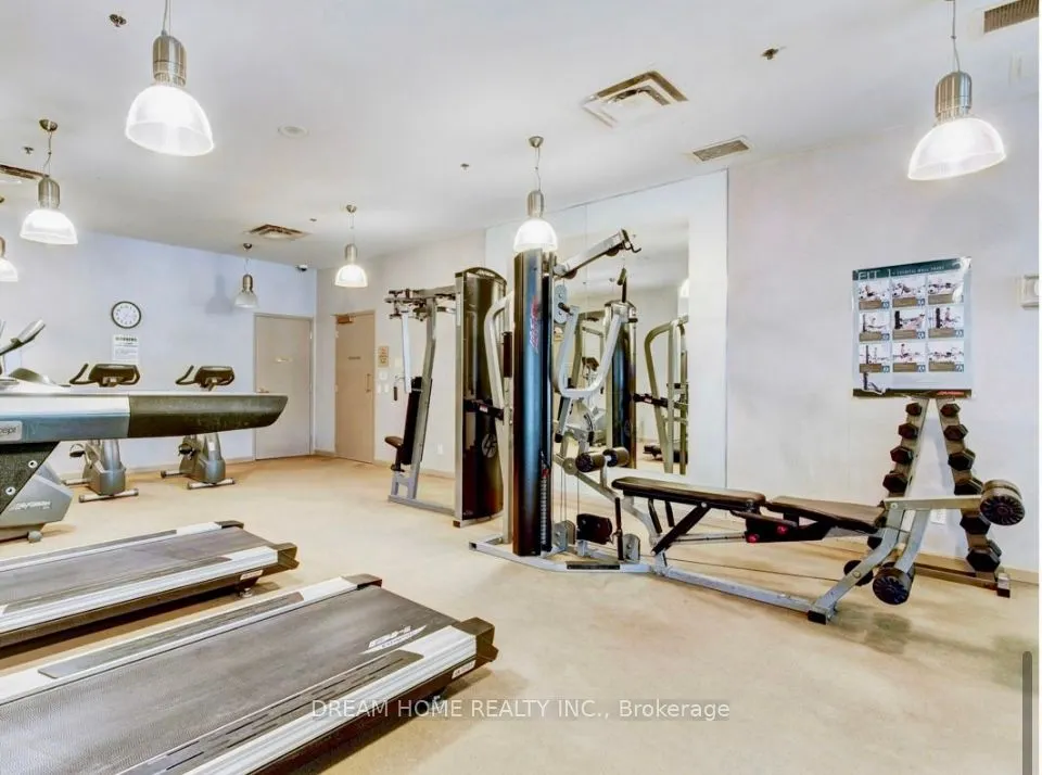 18 Spring Garden Avenue, #1711