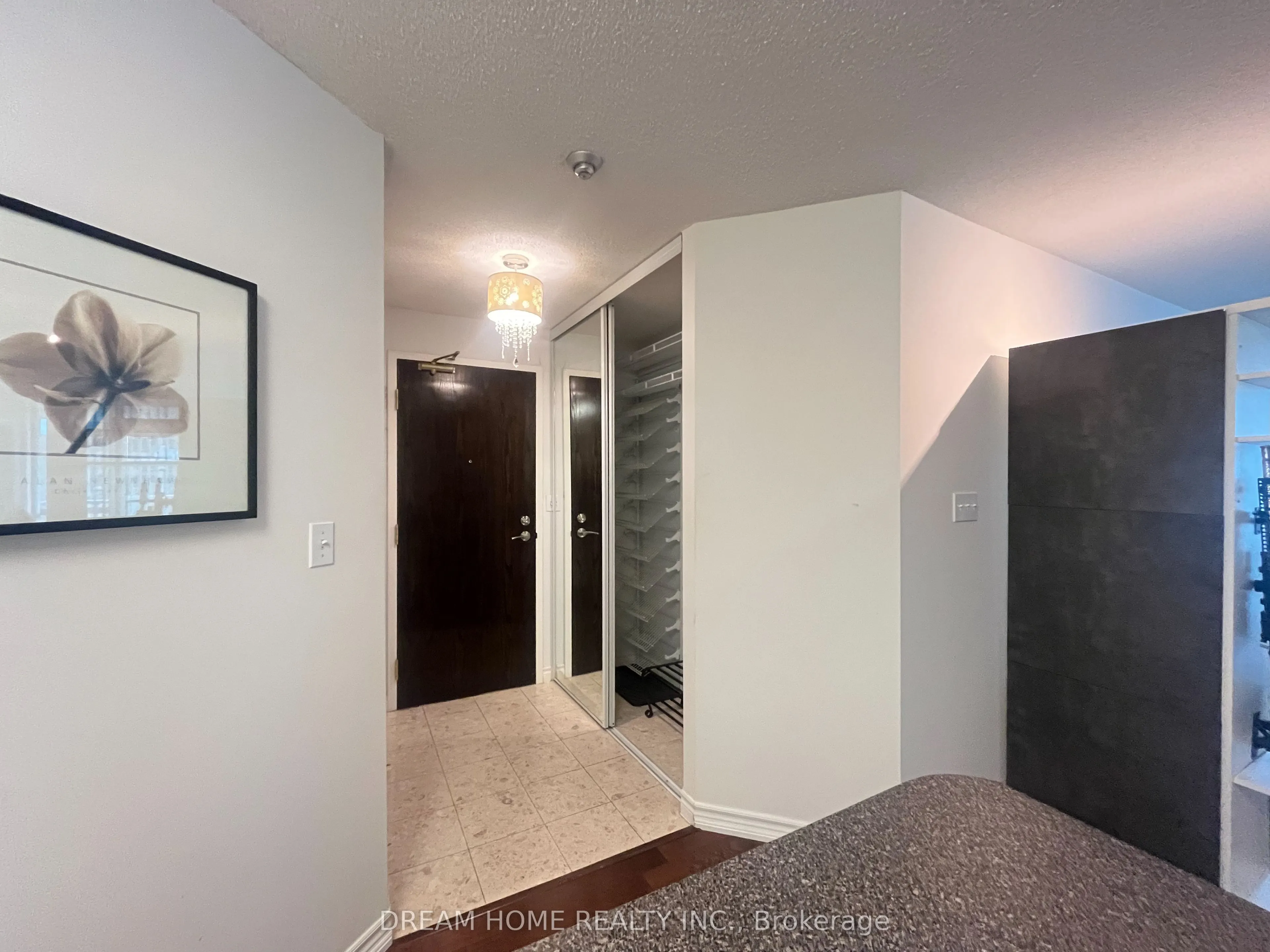 18 Spring Garden Avenue, #1711