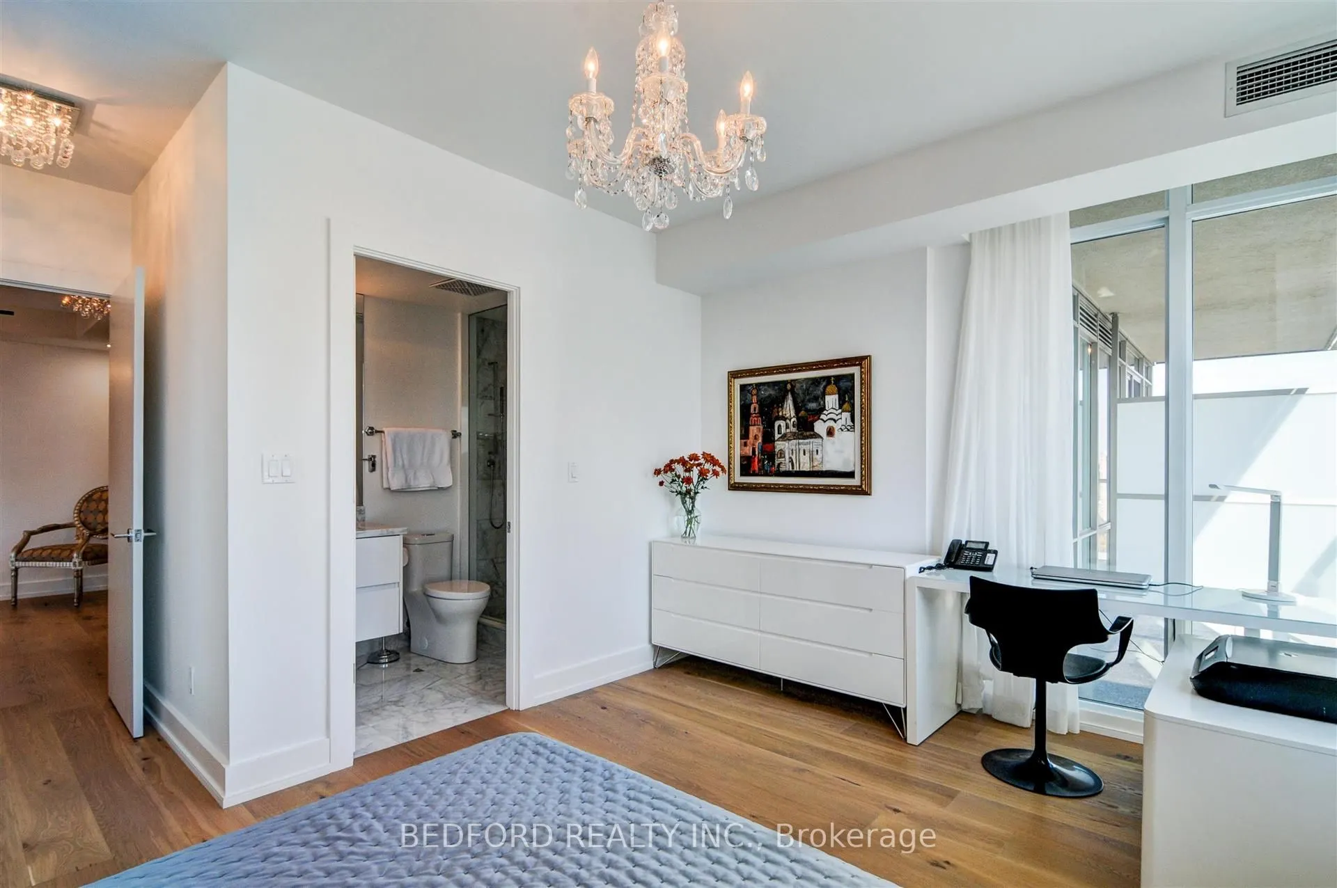 1 Bedford Road, #2001