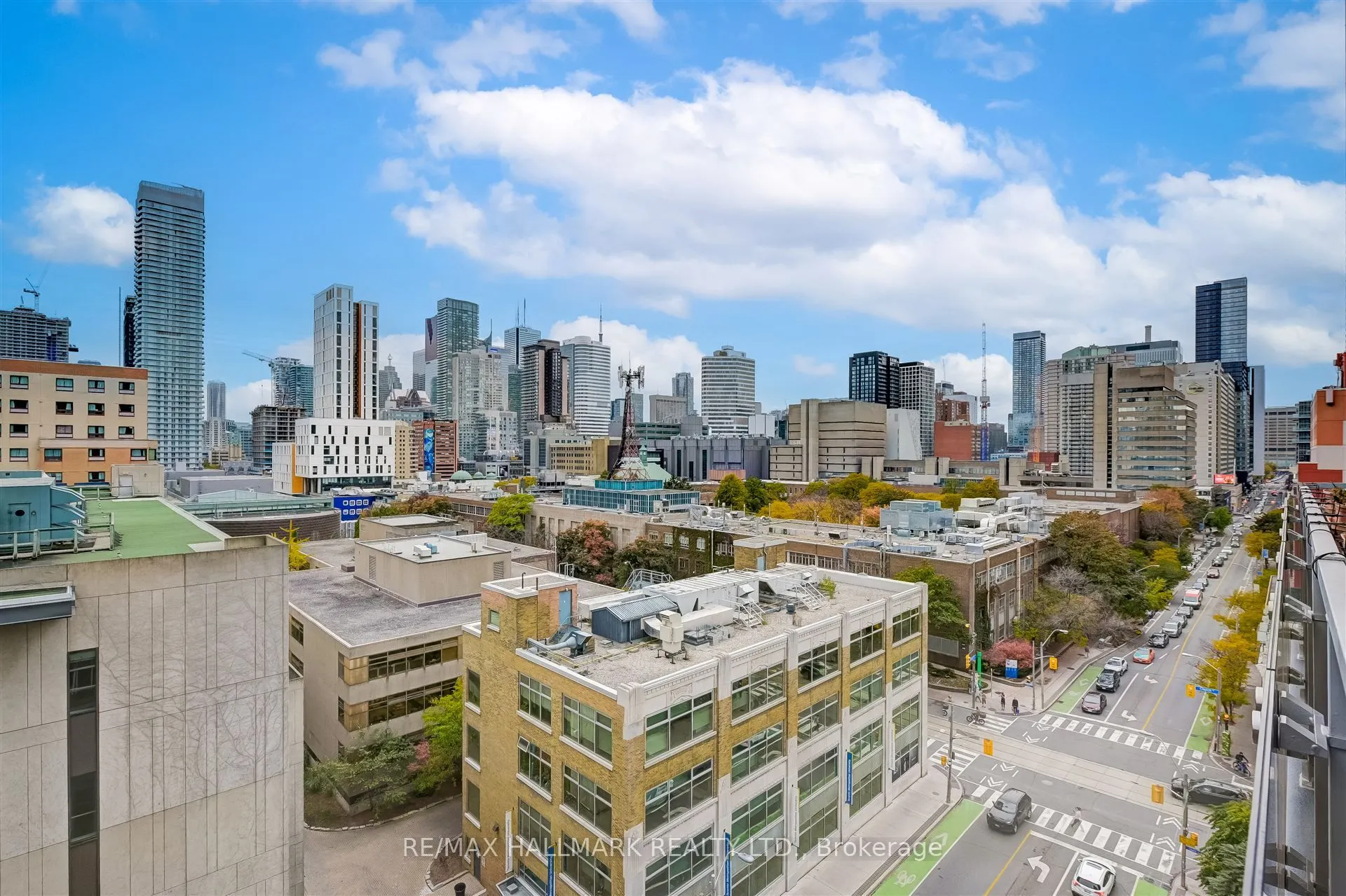 86 Gerrard Street E, #8E