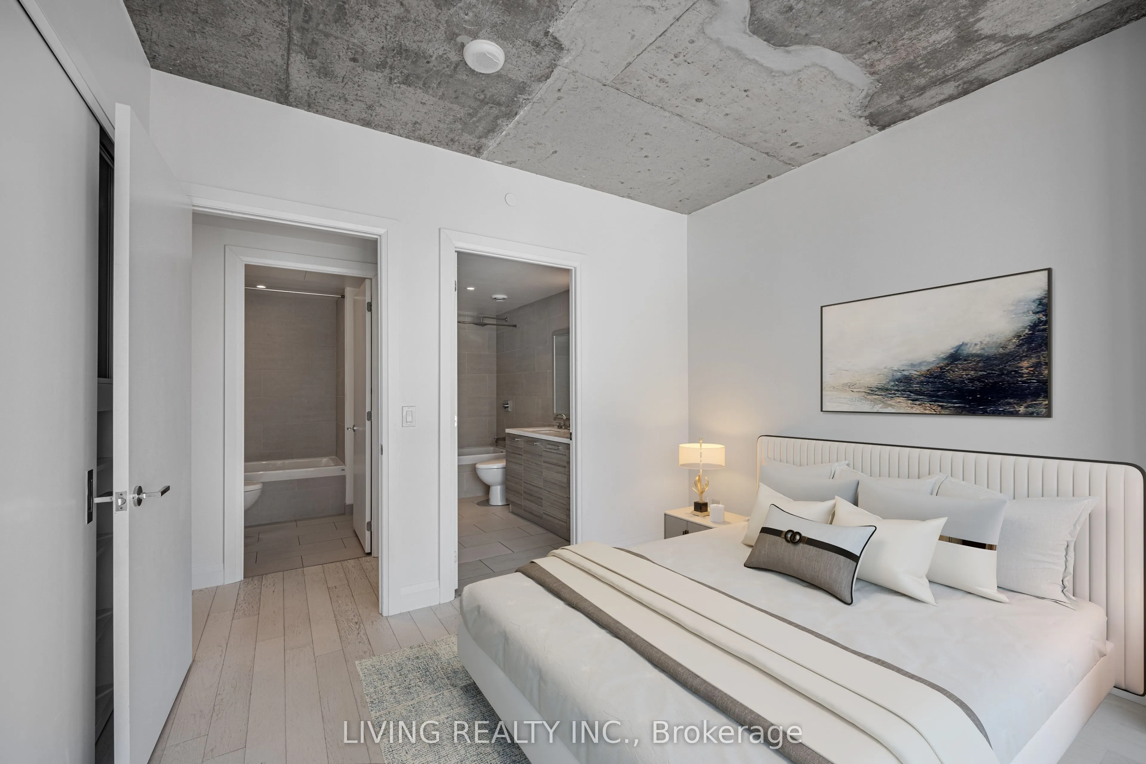 224 King Street W #1504