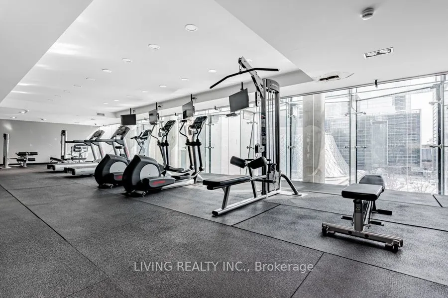 224 King Street W #1504