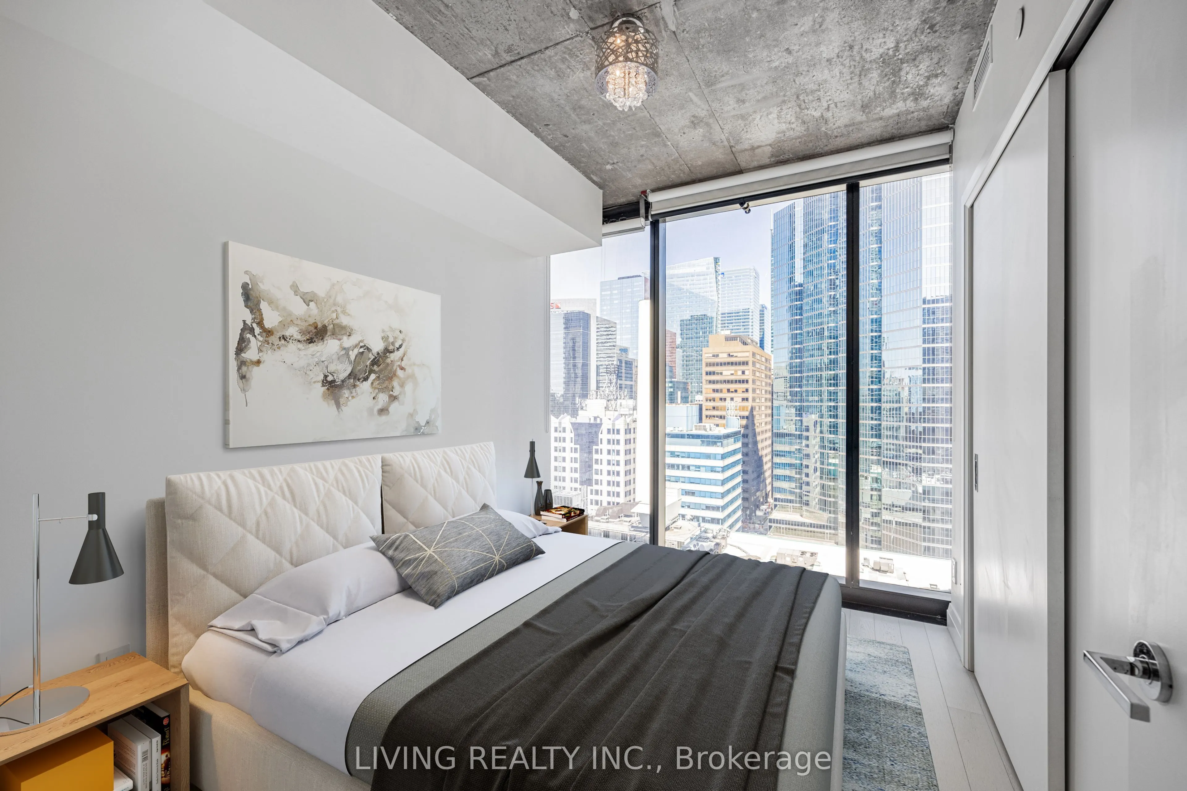 224 King Street W #1504