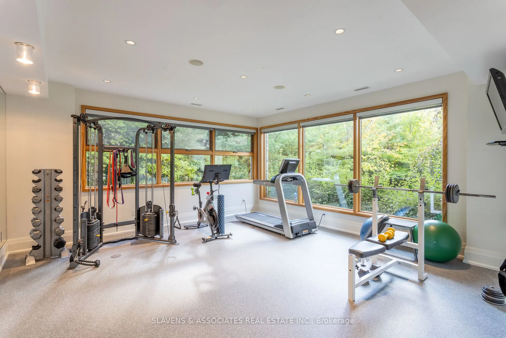 7 Oxbow Road