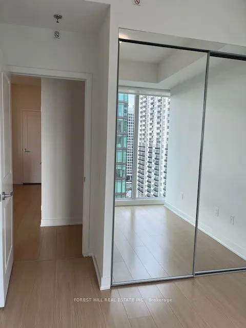 320 Tweedsmuir Avenue, #1208