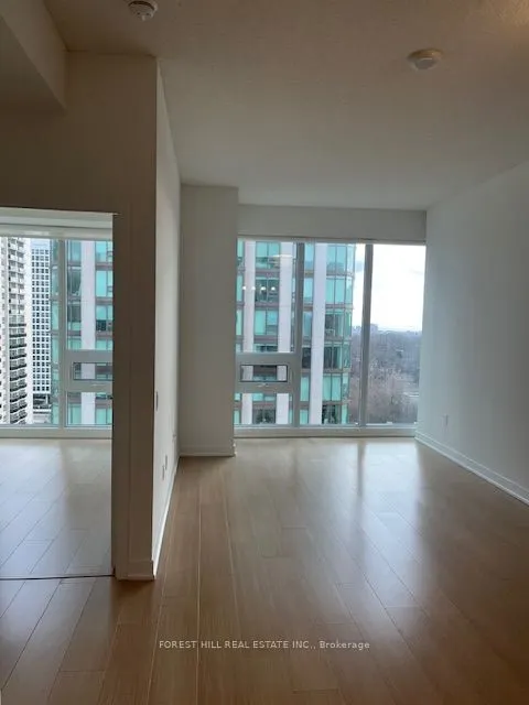 320 Tweedsmuir Avenue, #1208