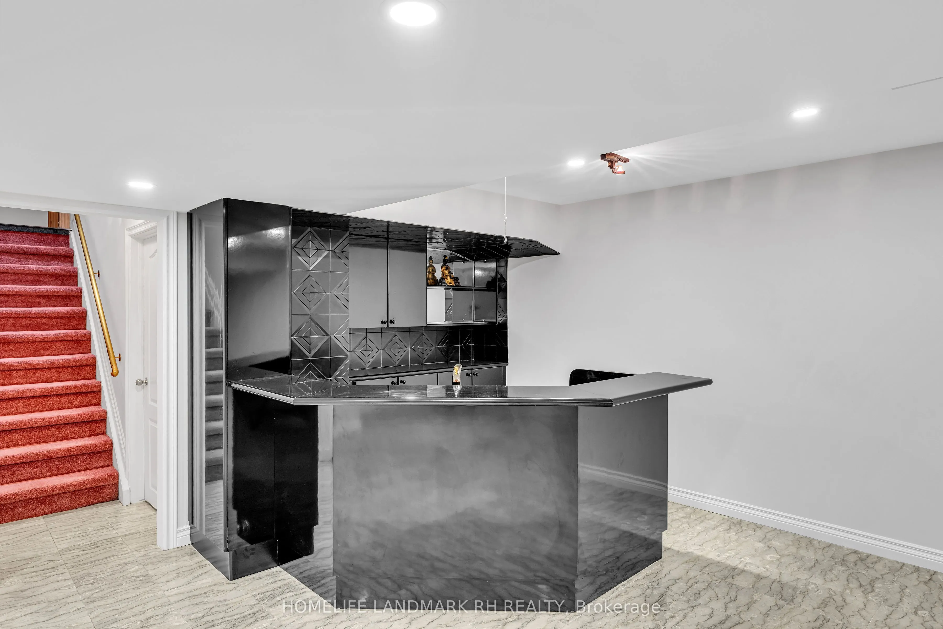 31 Arjay Crescent