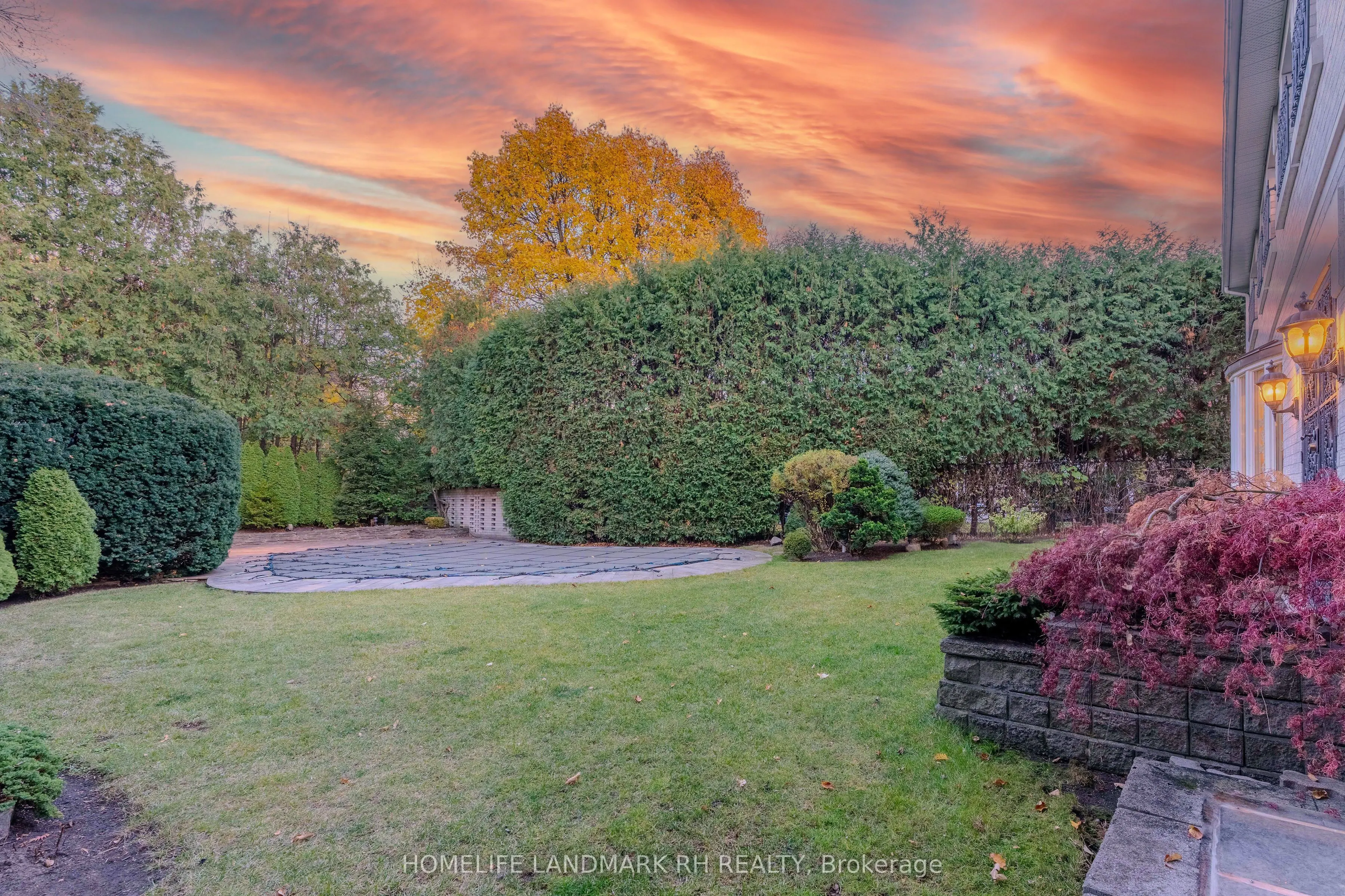 31 Arjay Crescent