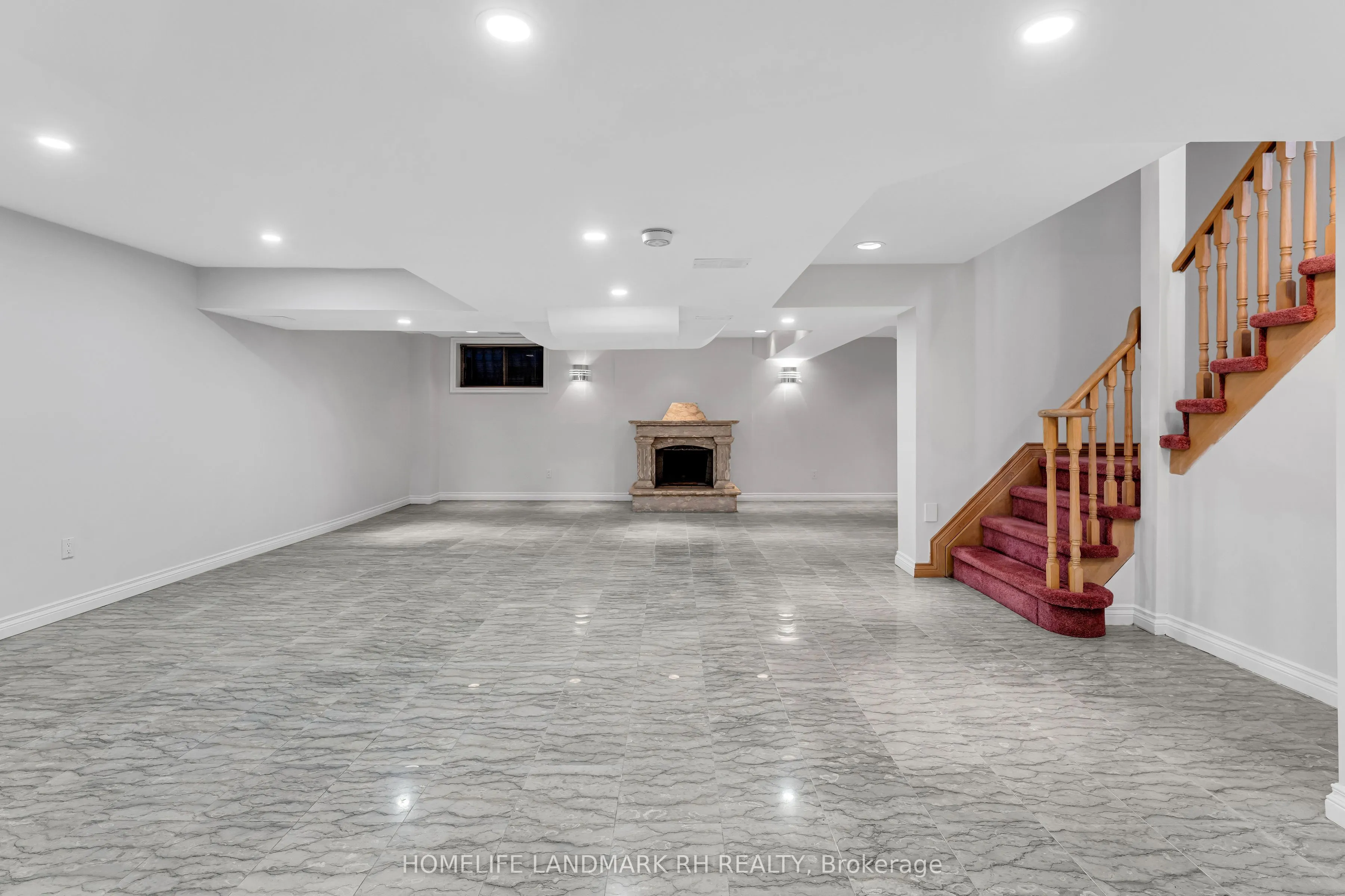 31 Arjay Crescent