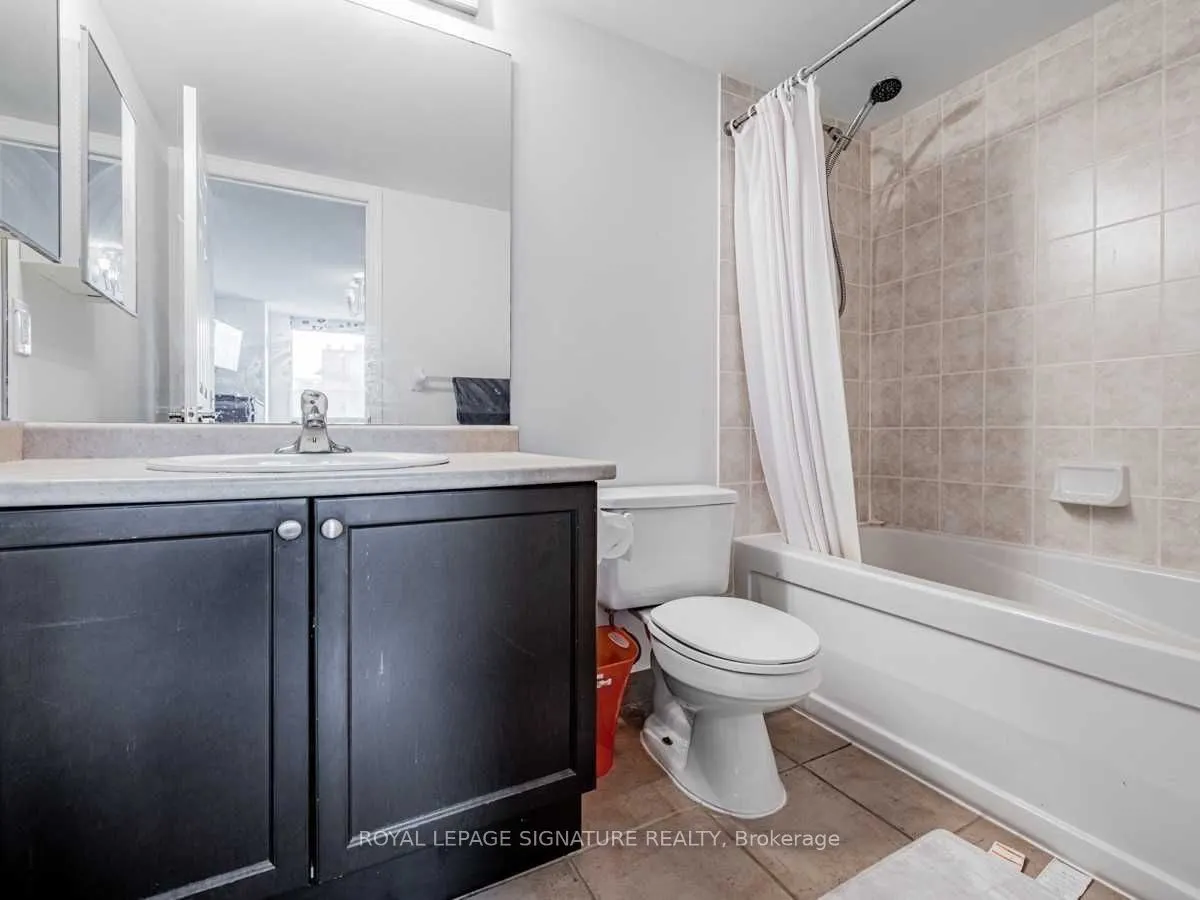 30 Grand Trunk Crescent, #3906