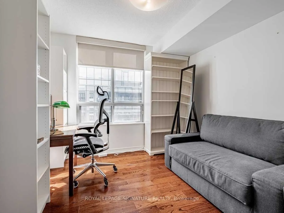 30 Grand Trunk Crescent, #3906