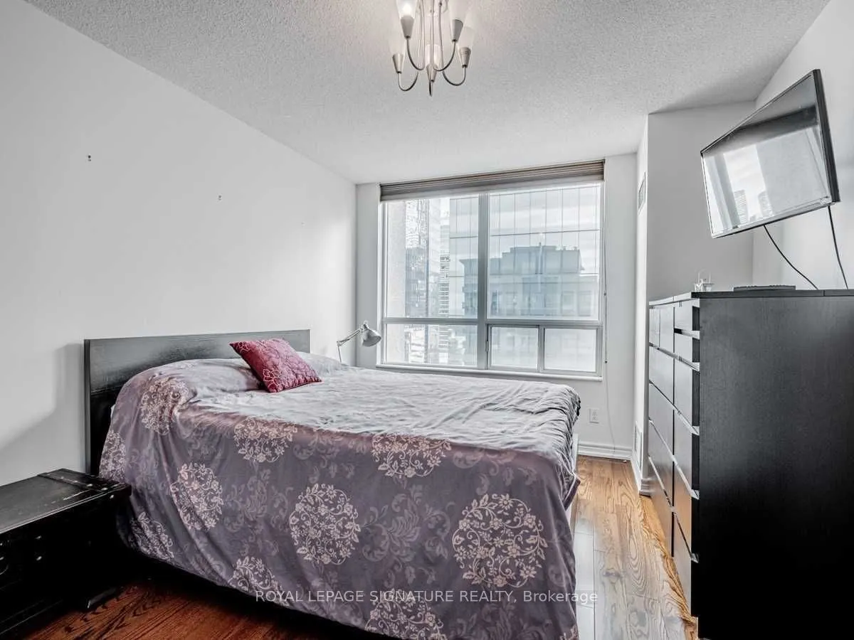 30 Grand Trunk Crescent, #3906