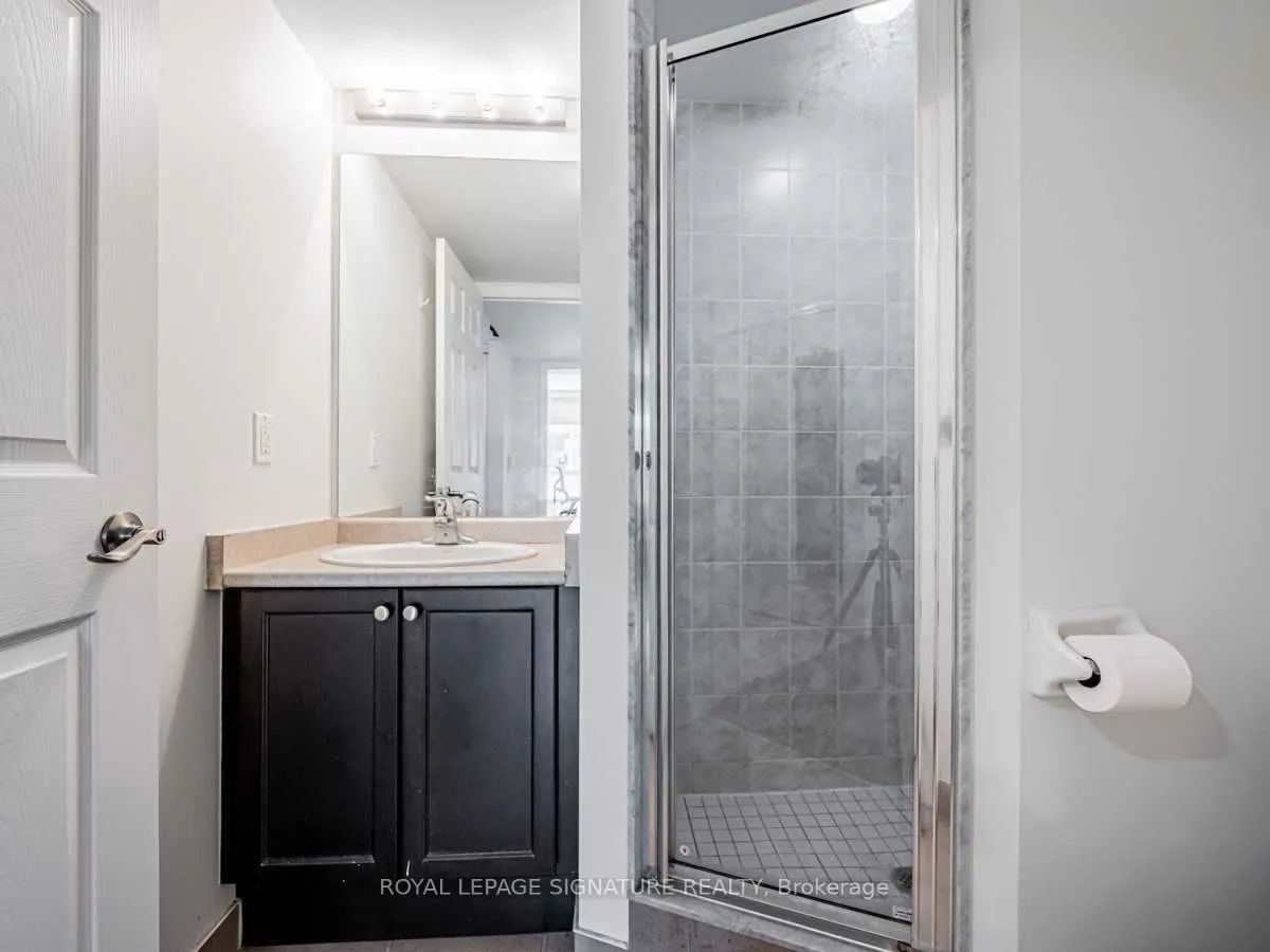 30 Grand Trunk Crescent, #3906