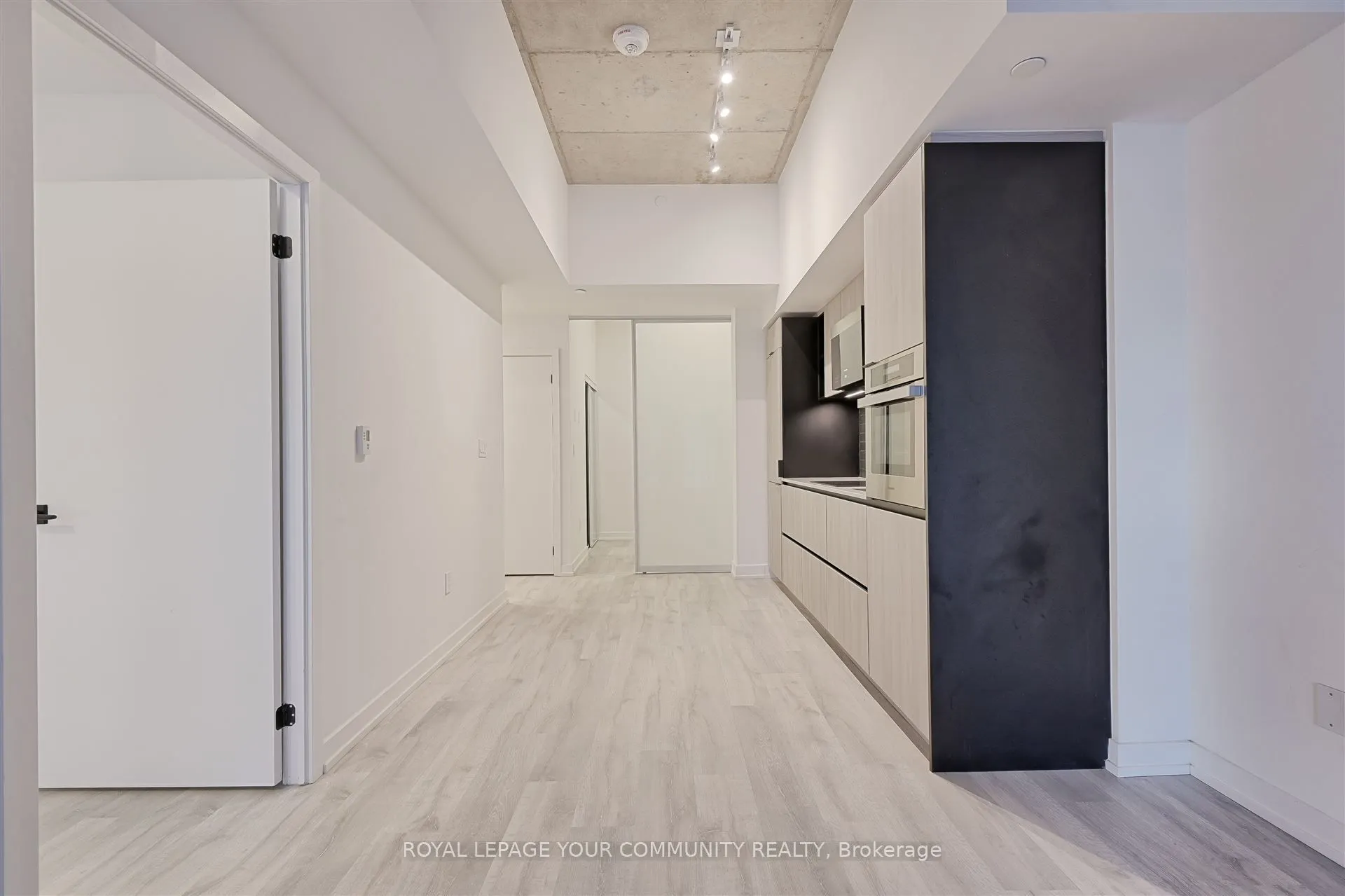 2 Augusta Avenue, #205