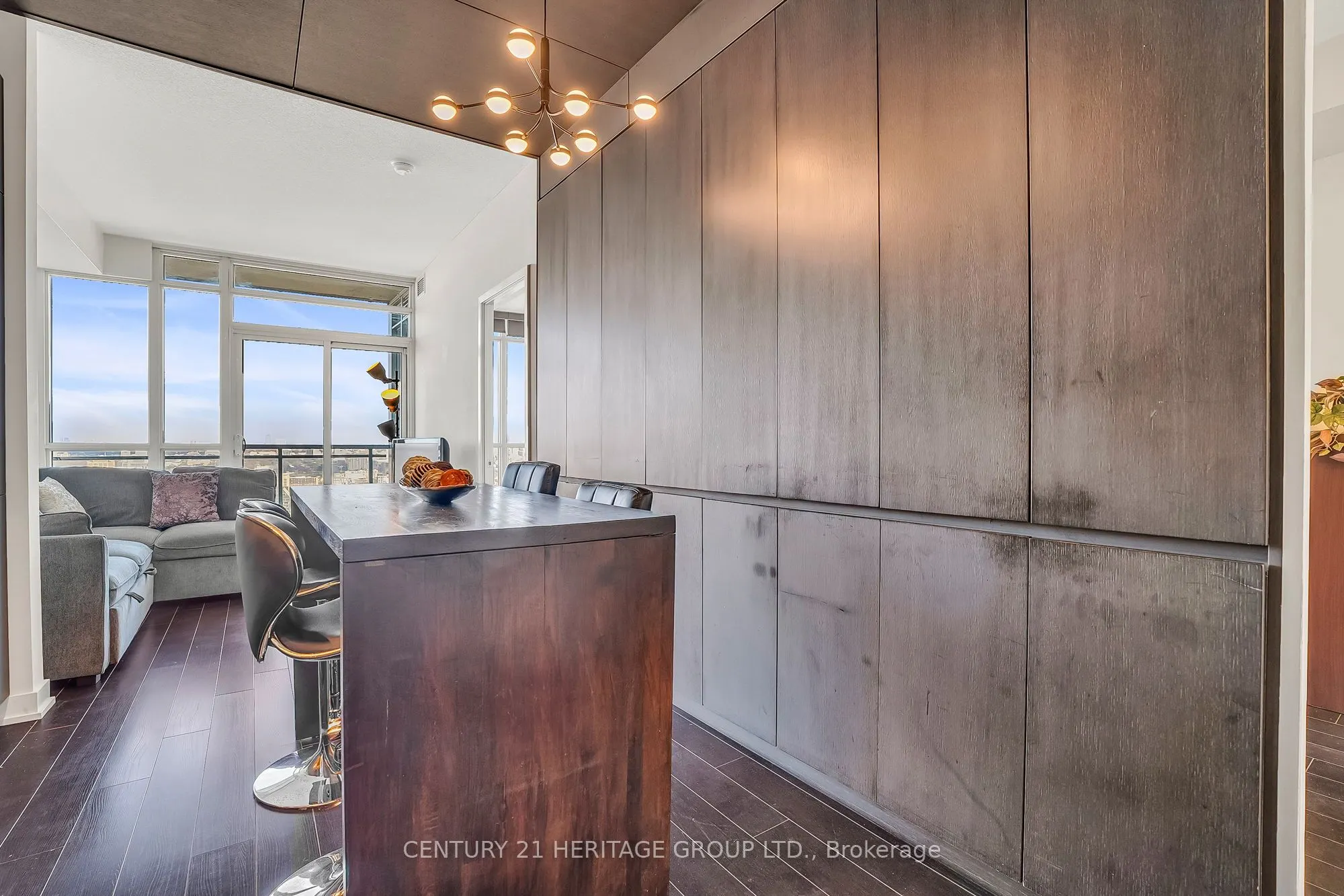 15 Iceboat Terrace, #4216