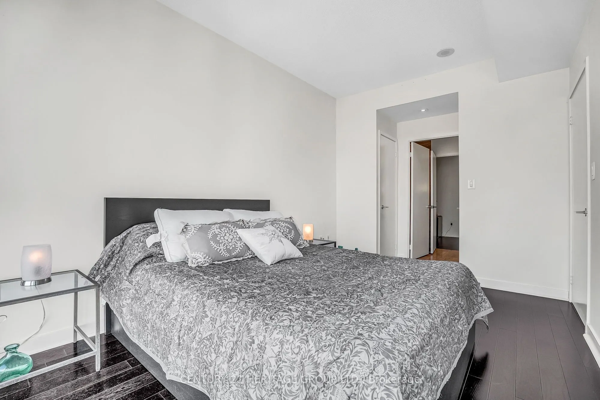 15 Iceboat Terrace, #4216