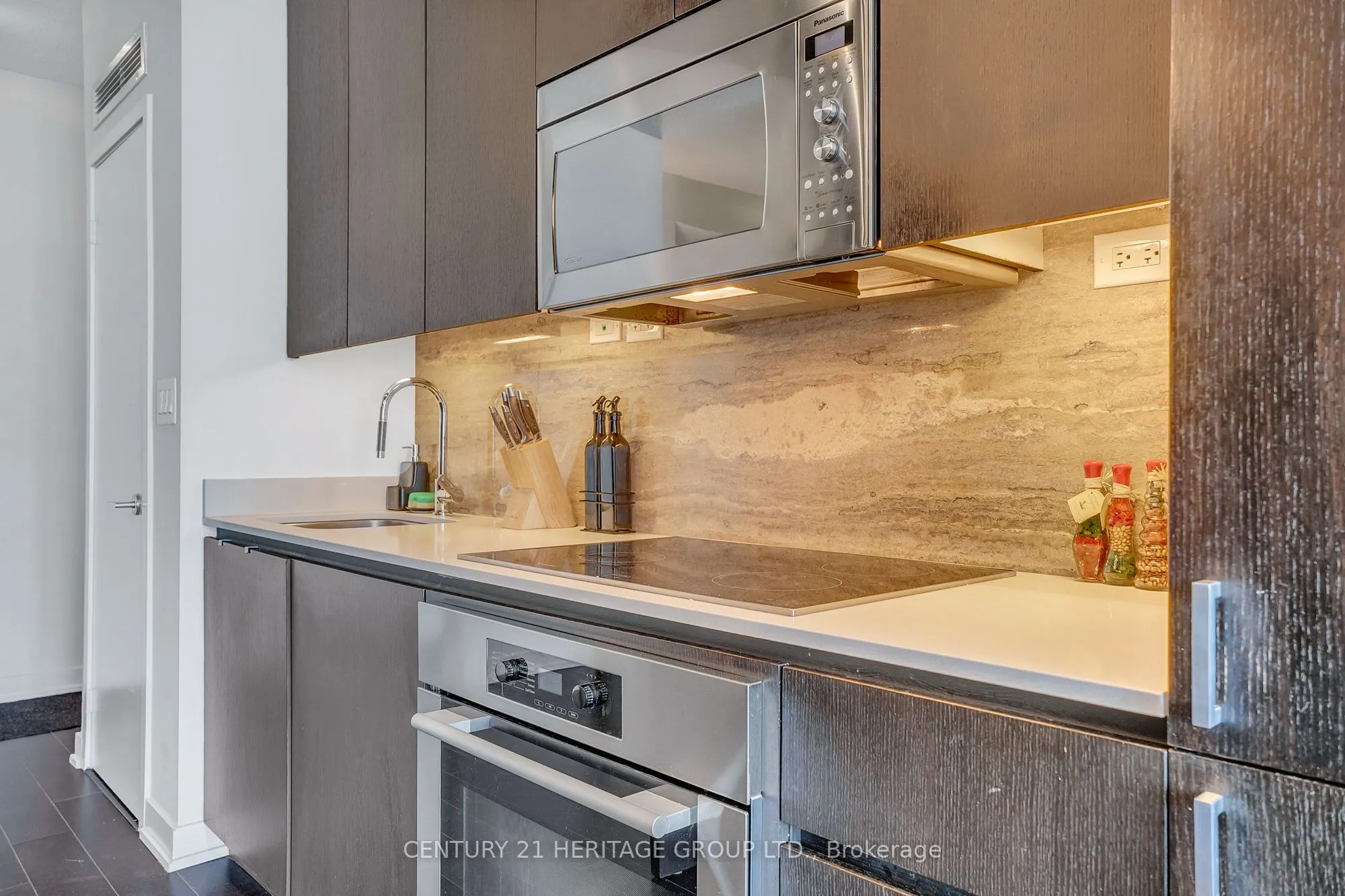 15 Iceboat Terrace, #4216