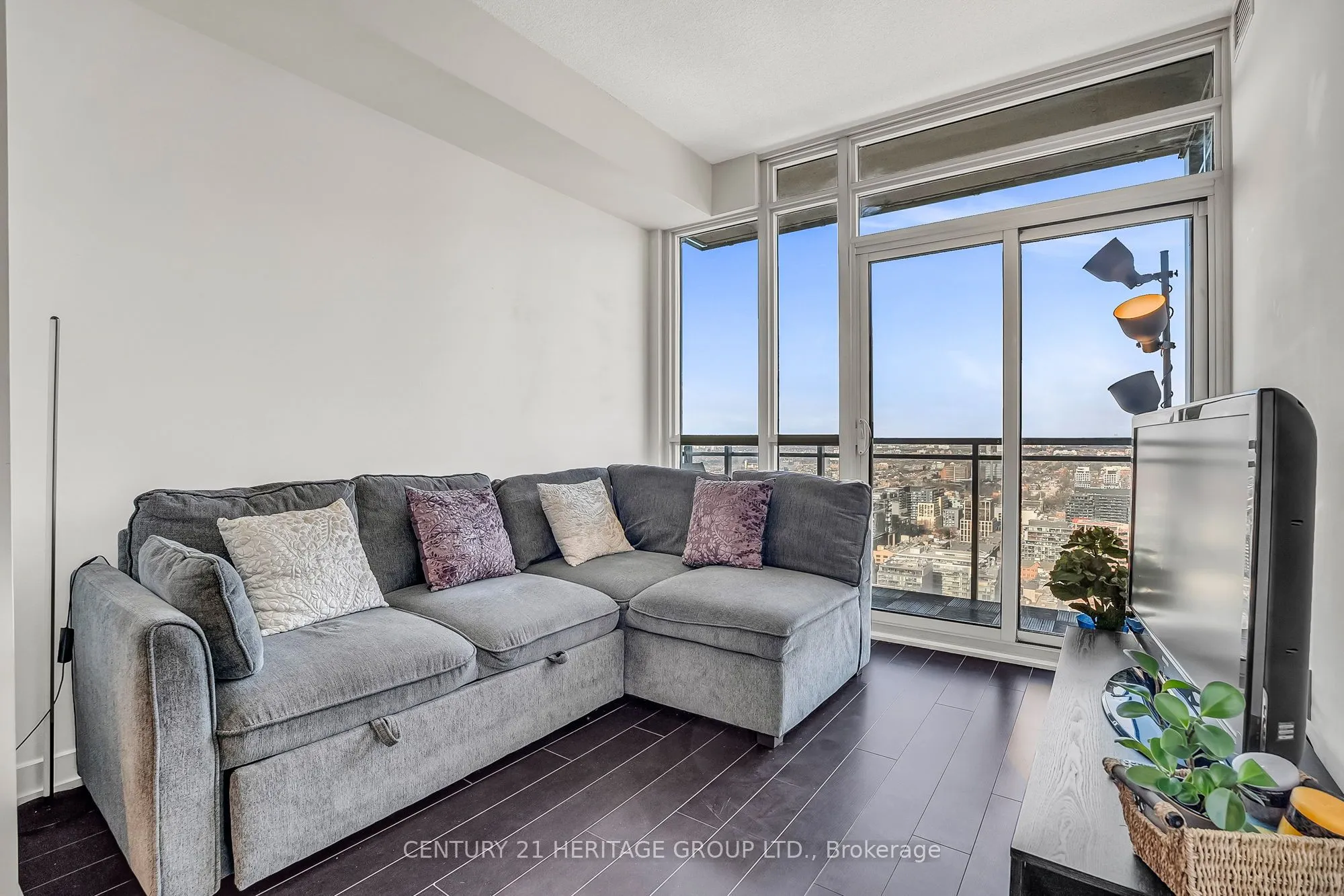15 Iceboat Terrace, #4216
