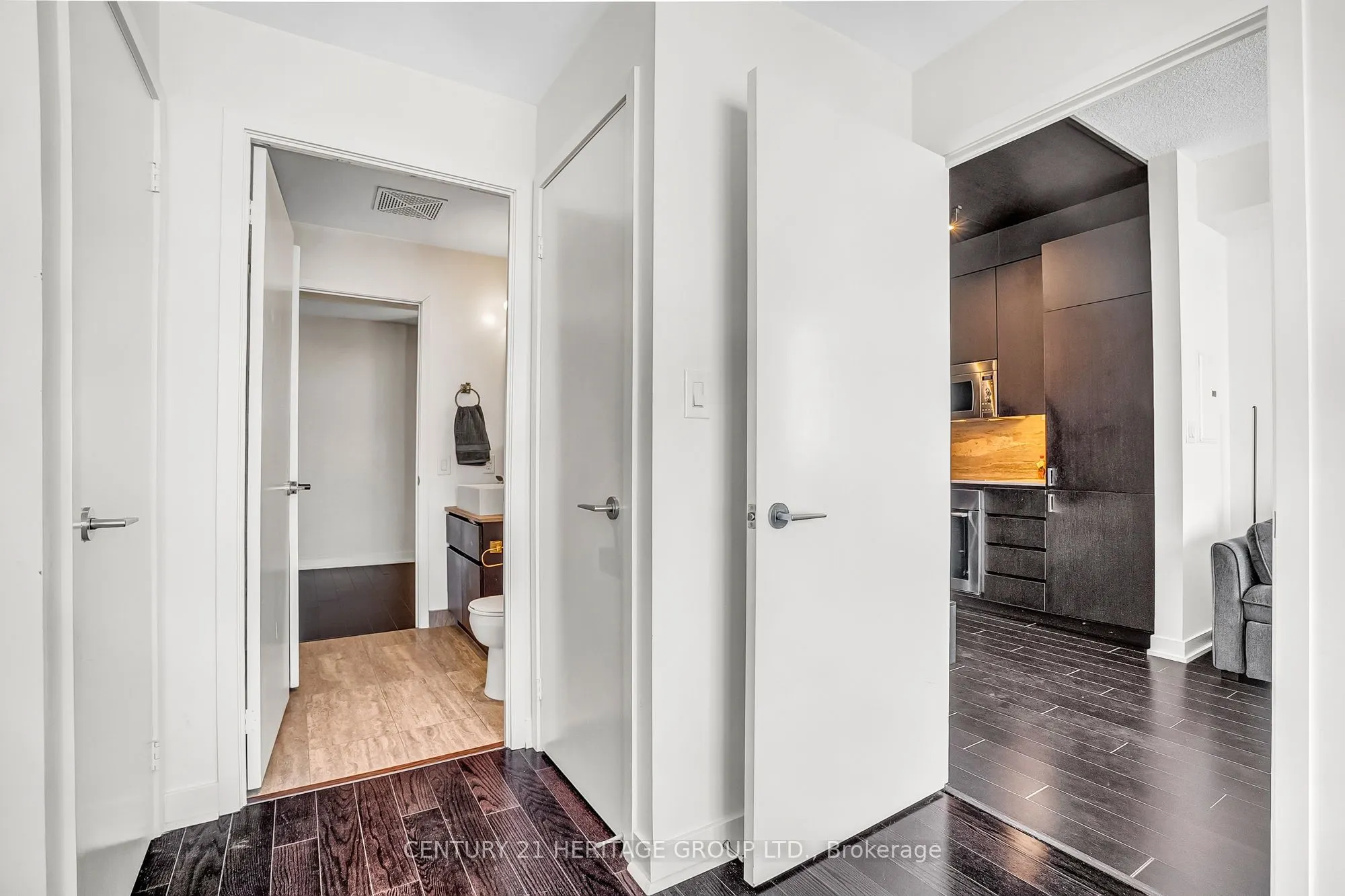 15 Iceboat Terrace, #4216
