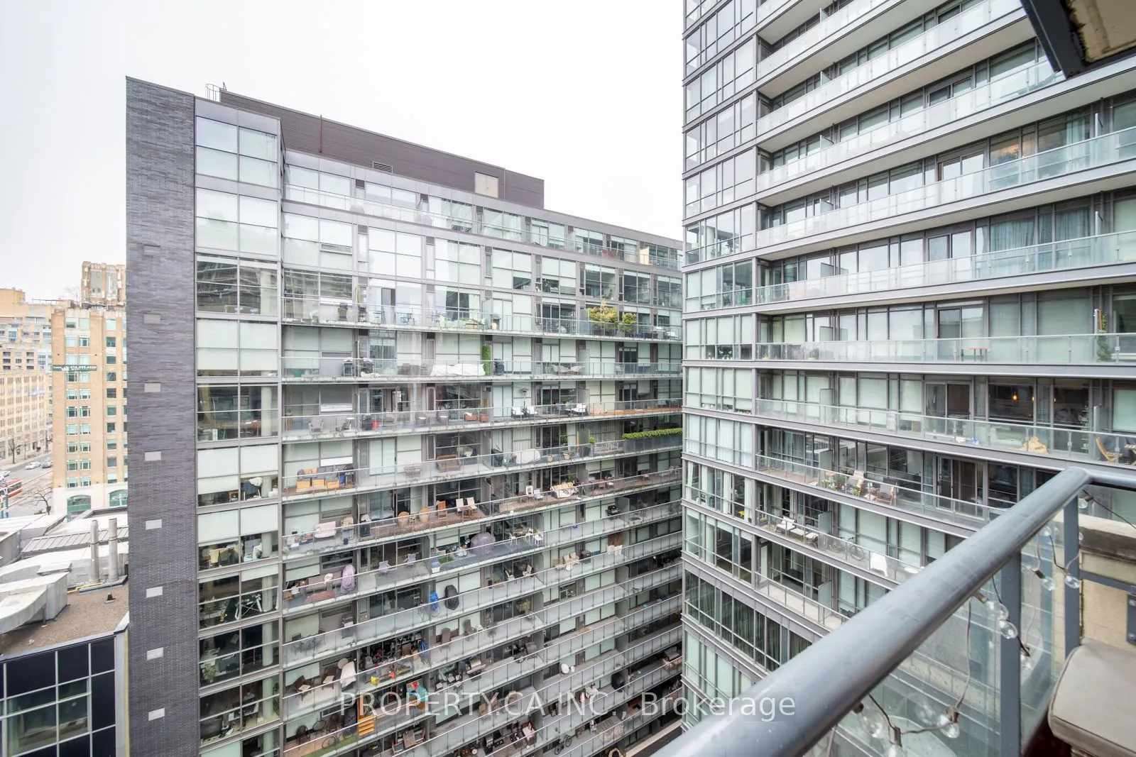 438 King Street W #1314