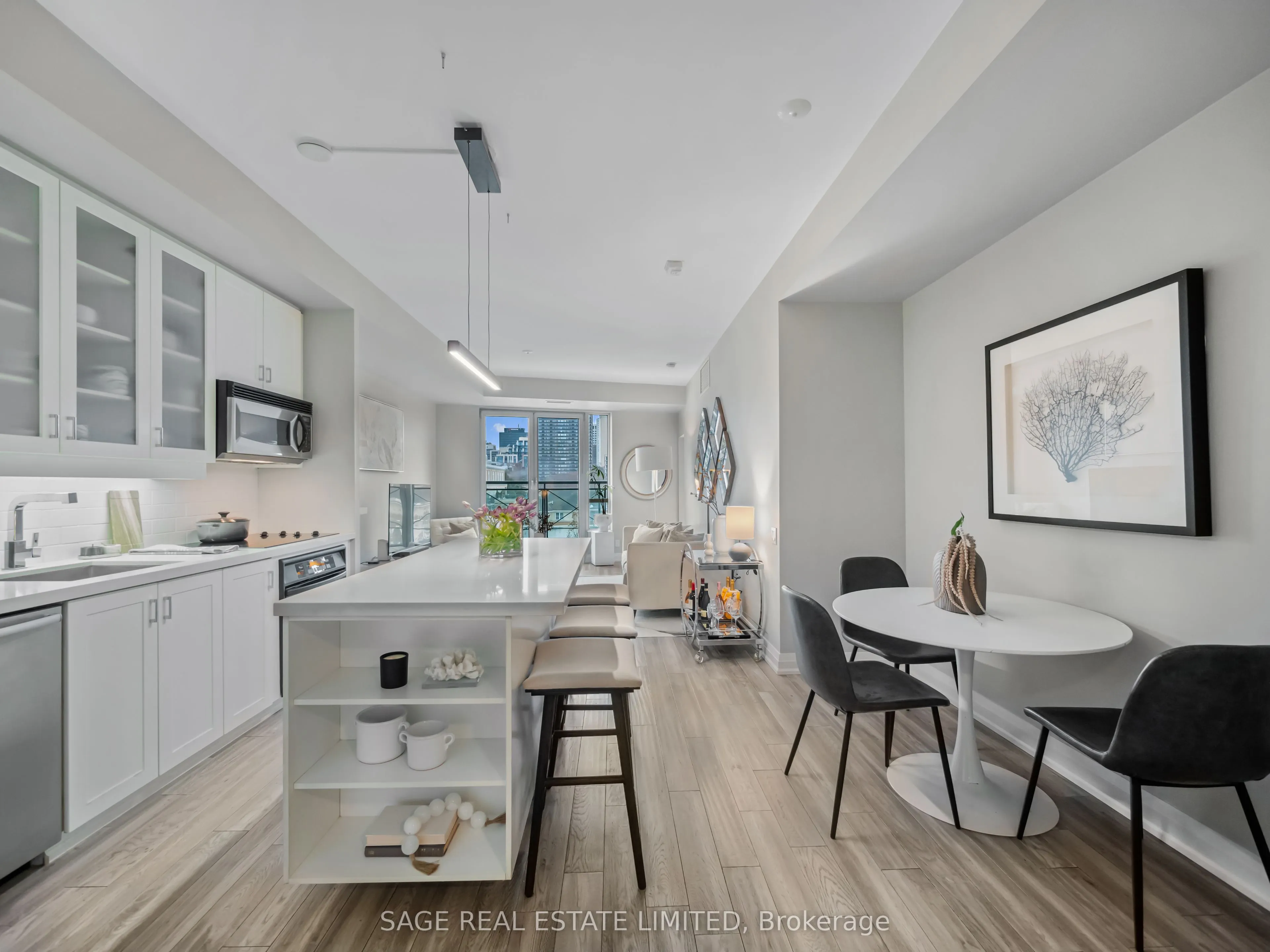 20 Scrivener Square, #507