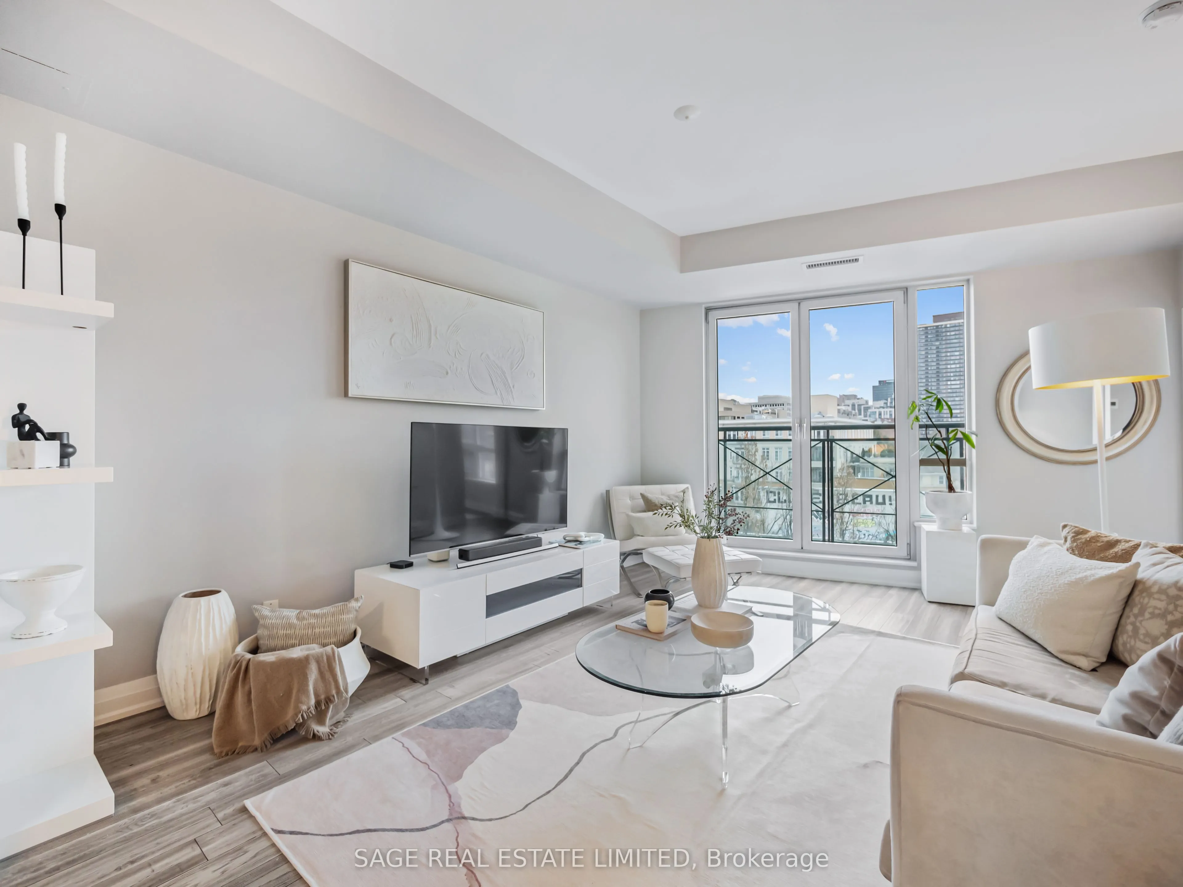 20 Scrivener Square, #507