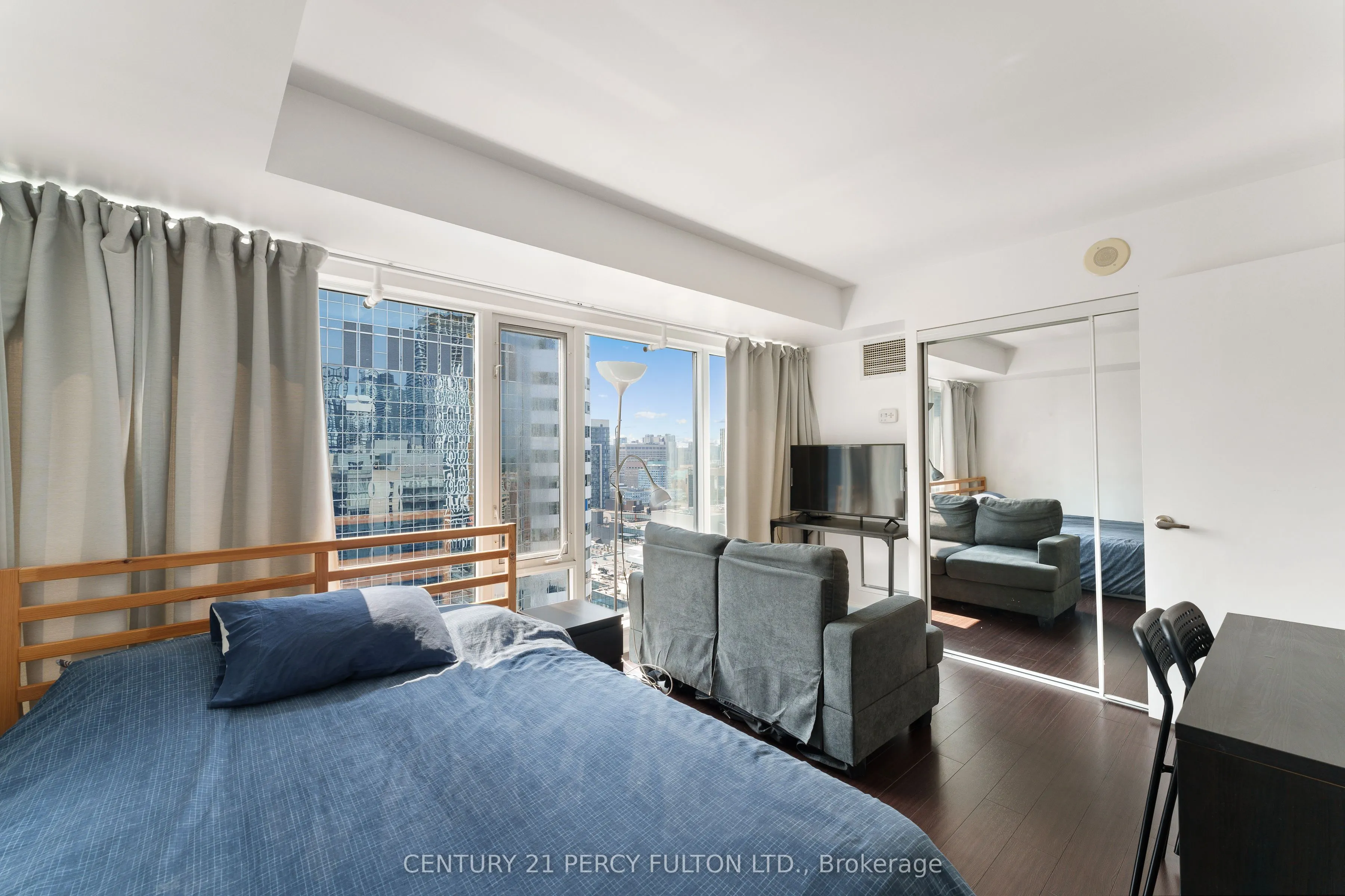 210 Victoria Street, #2411