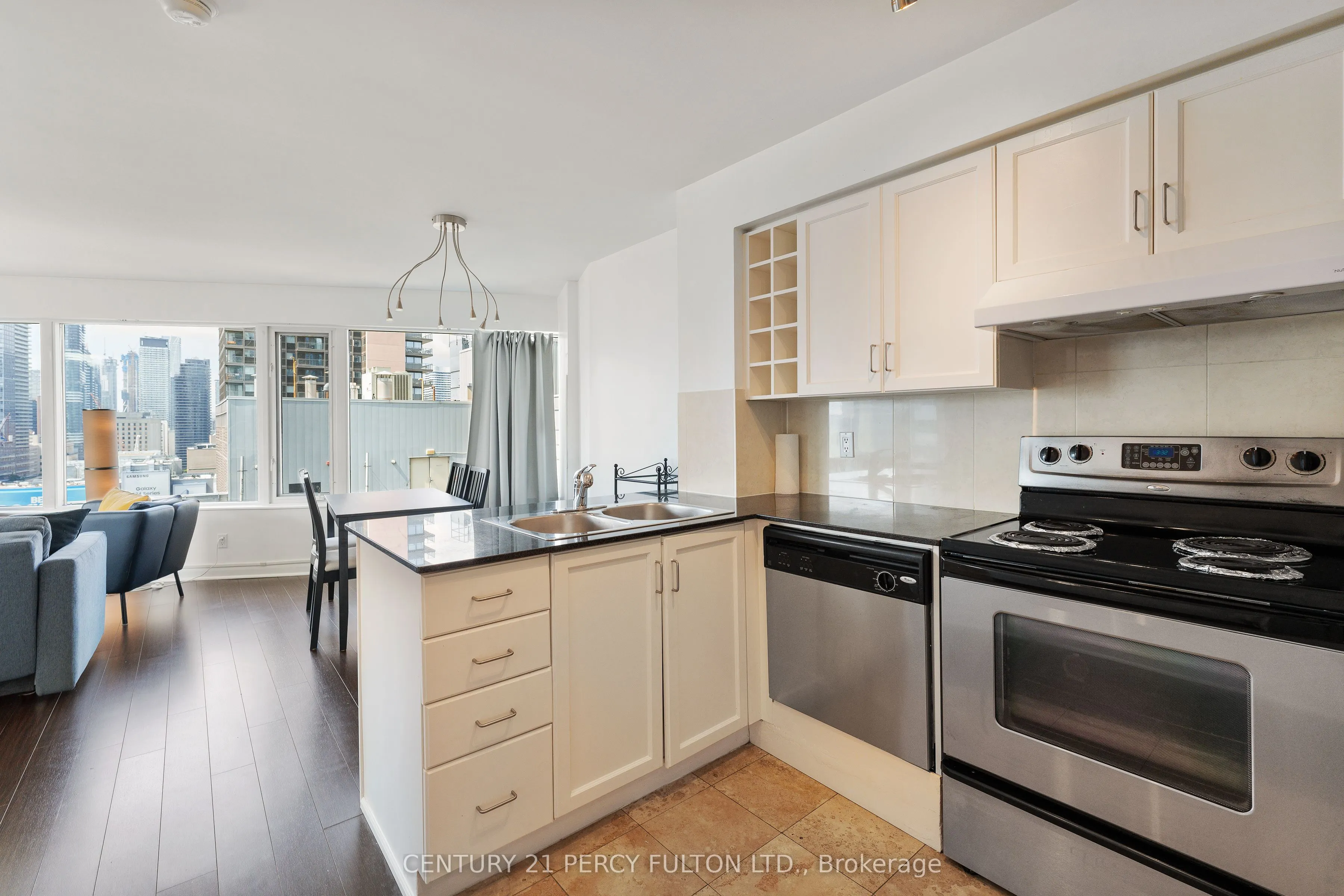210 Victoria Street, #2411